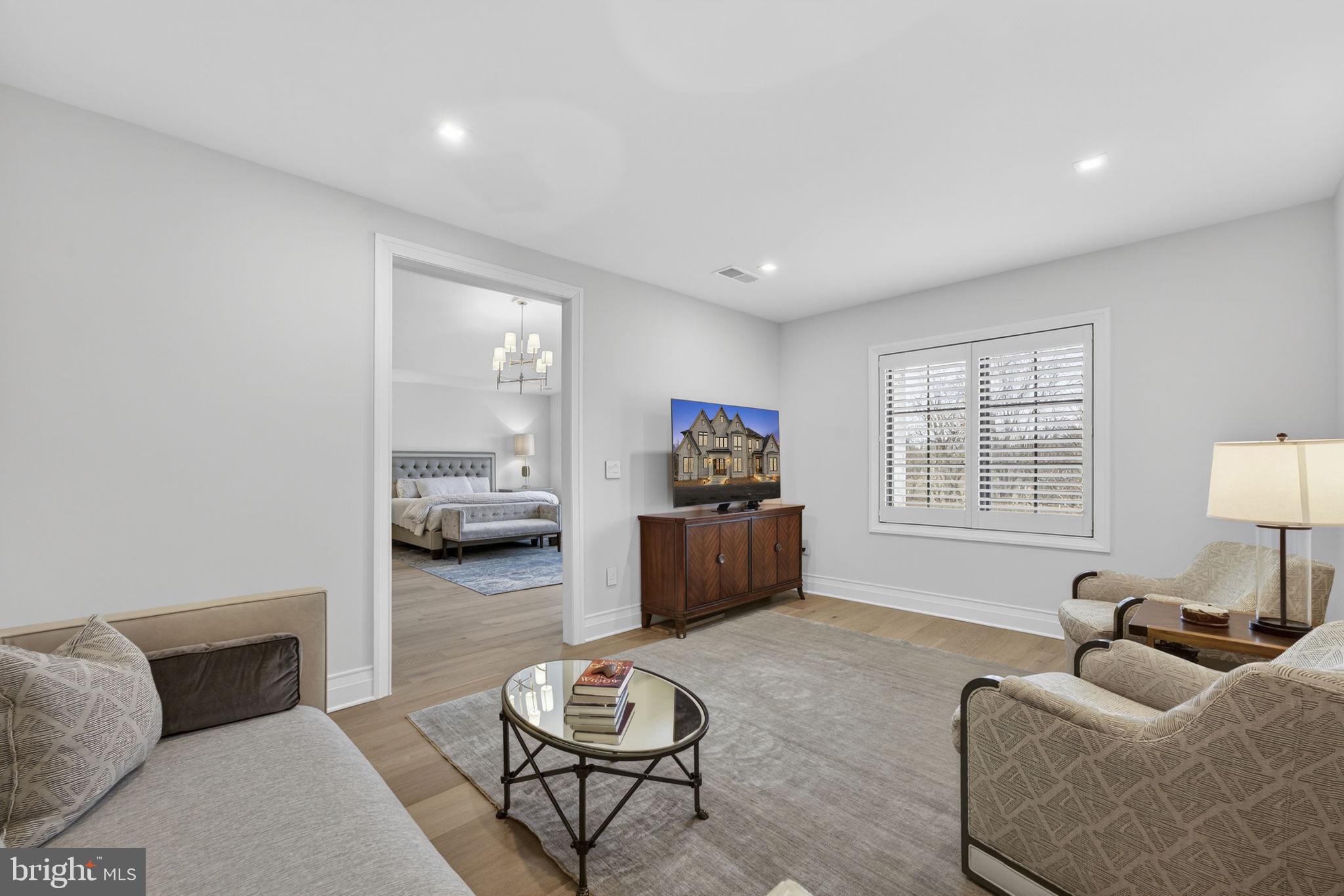 BANBURY CROSS RESERVE - Residential