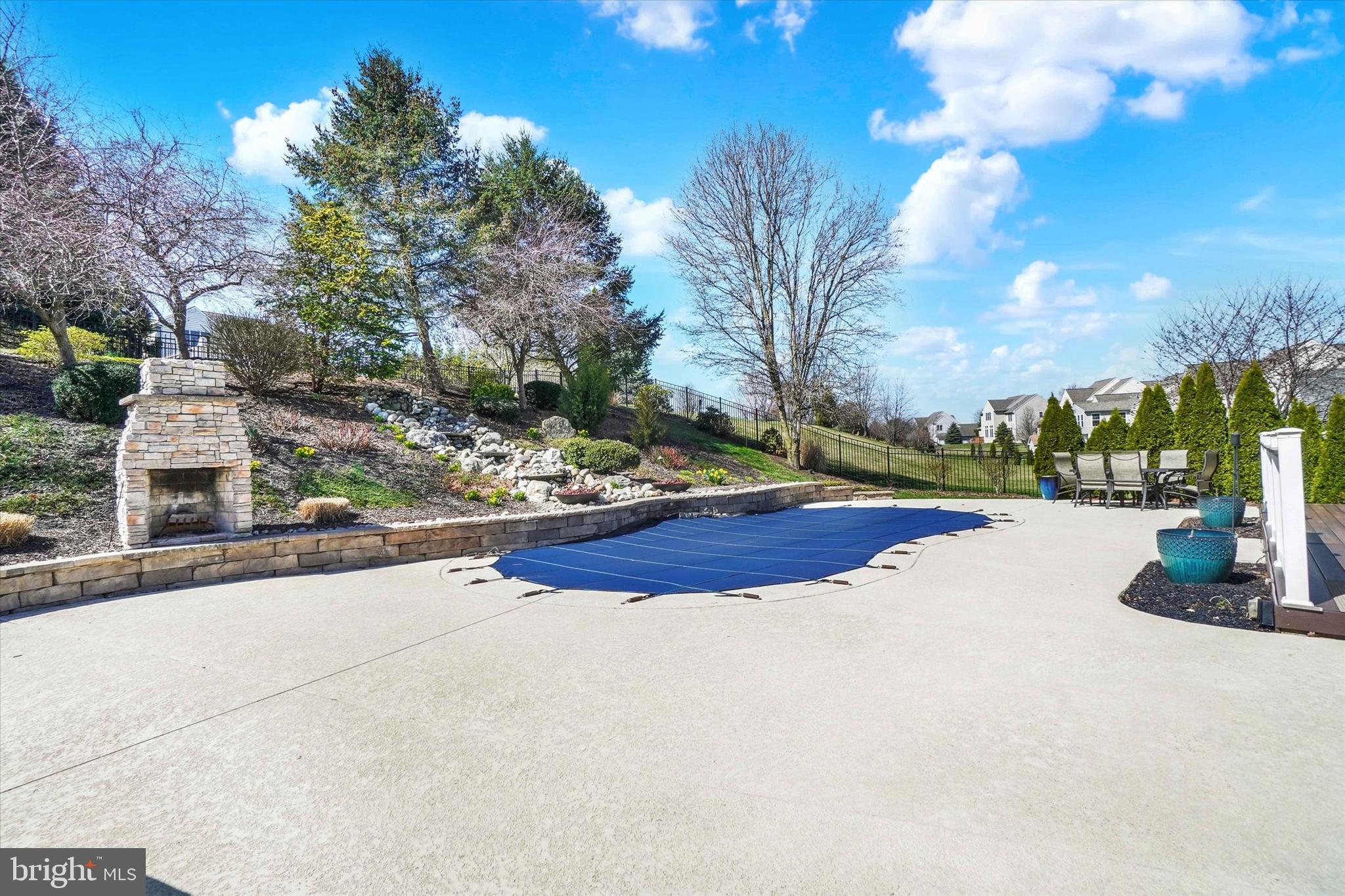 YORK TWP - Residential