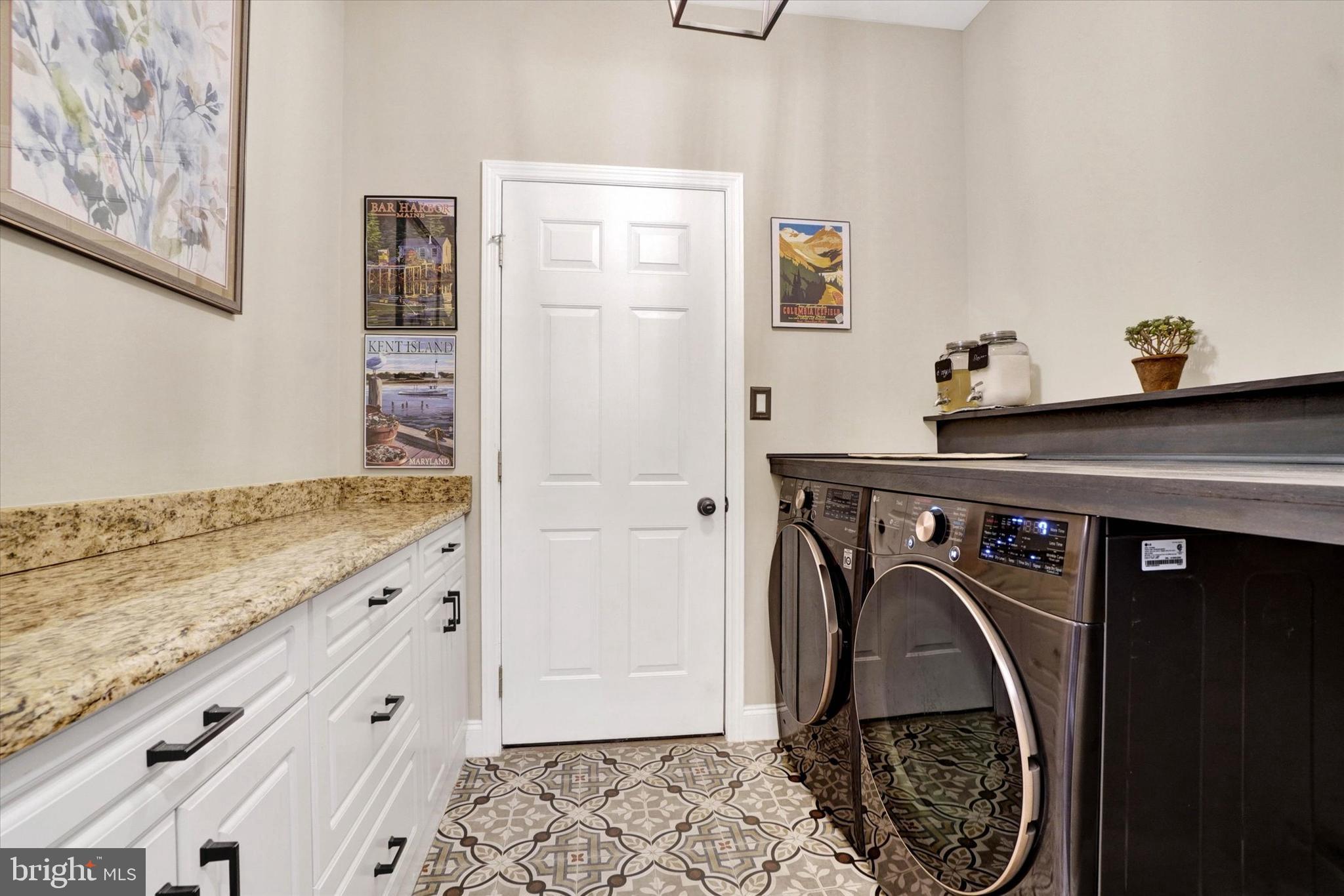 YORK TWP - Residential