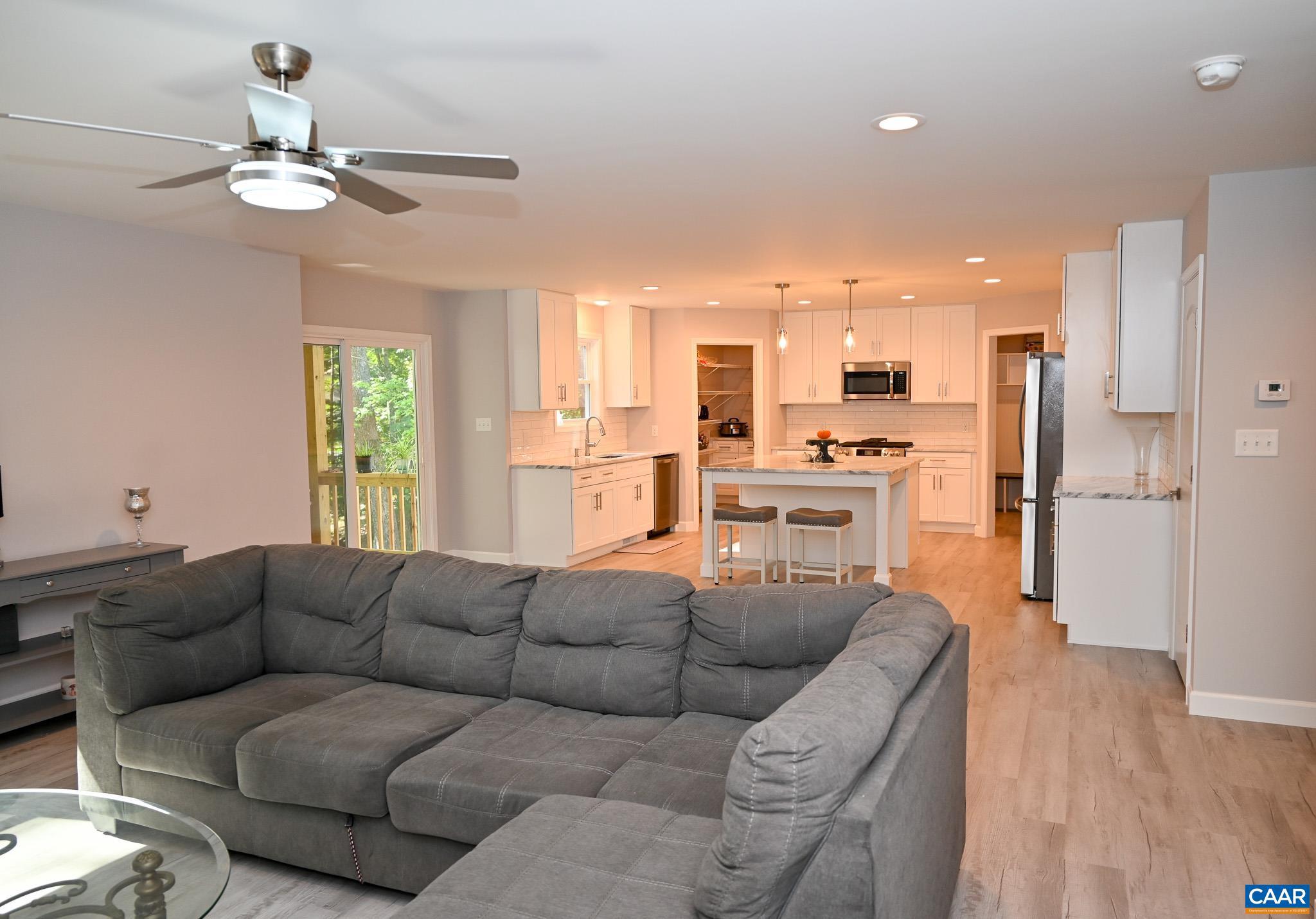 LAKE MONTICELLO - Residential