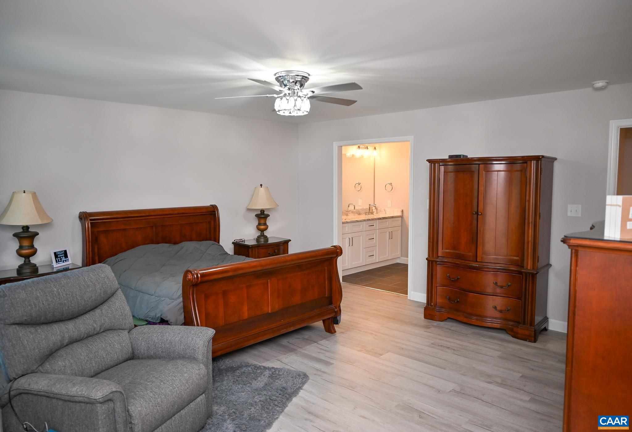 LAKE MONTICELLO - Residential