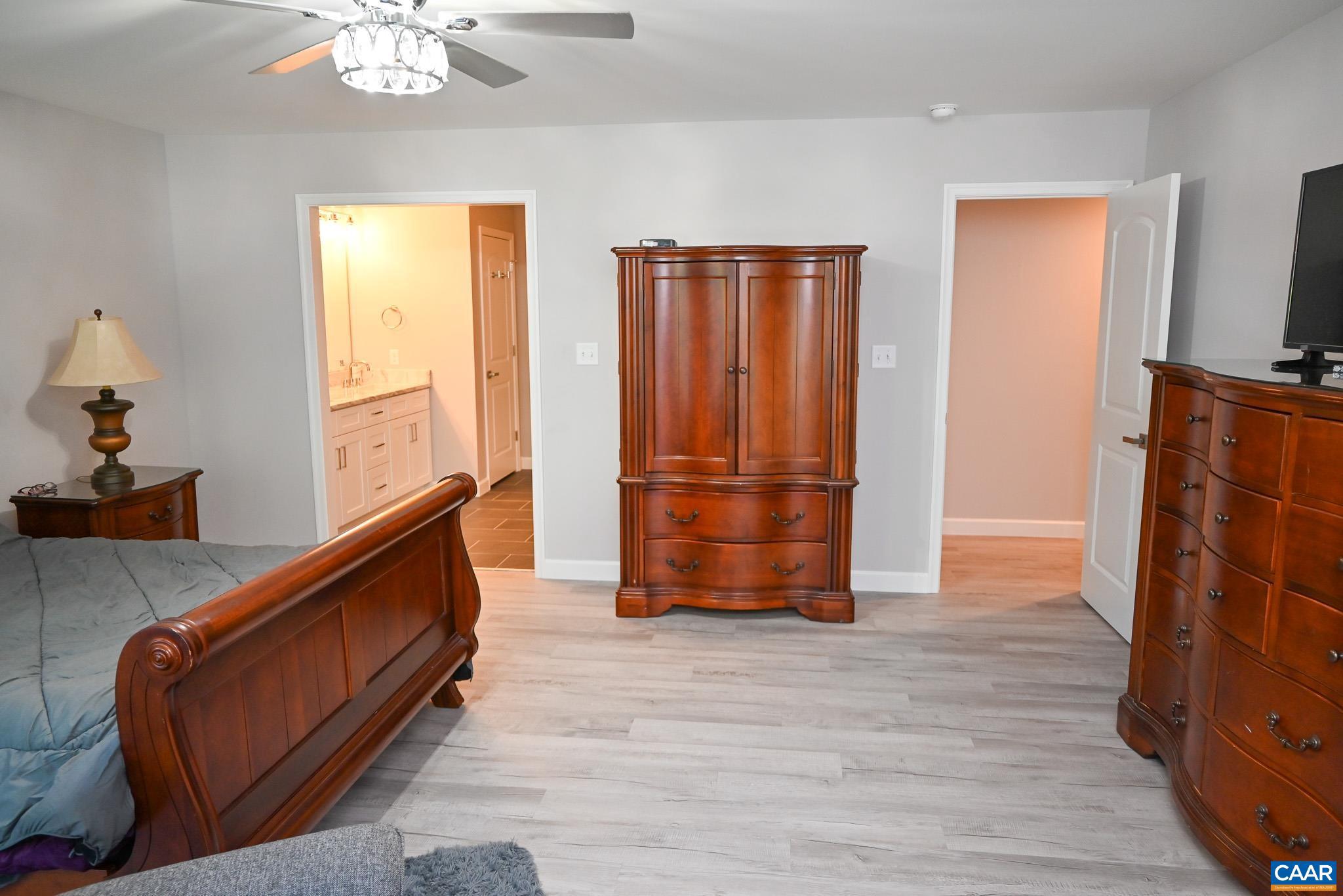 LAKE MONTICELLO - Residential