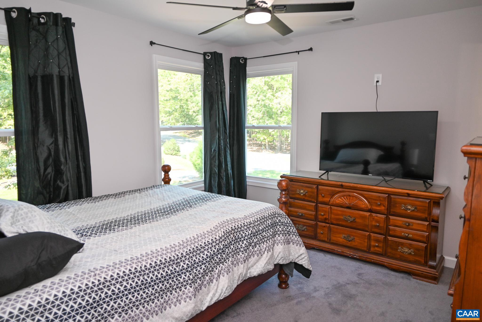 LAKE MONTICELLO - Residential