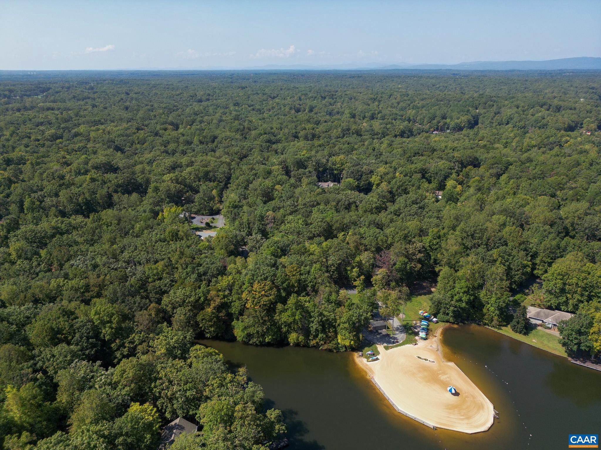 LAKE MONTICELLO - Residential