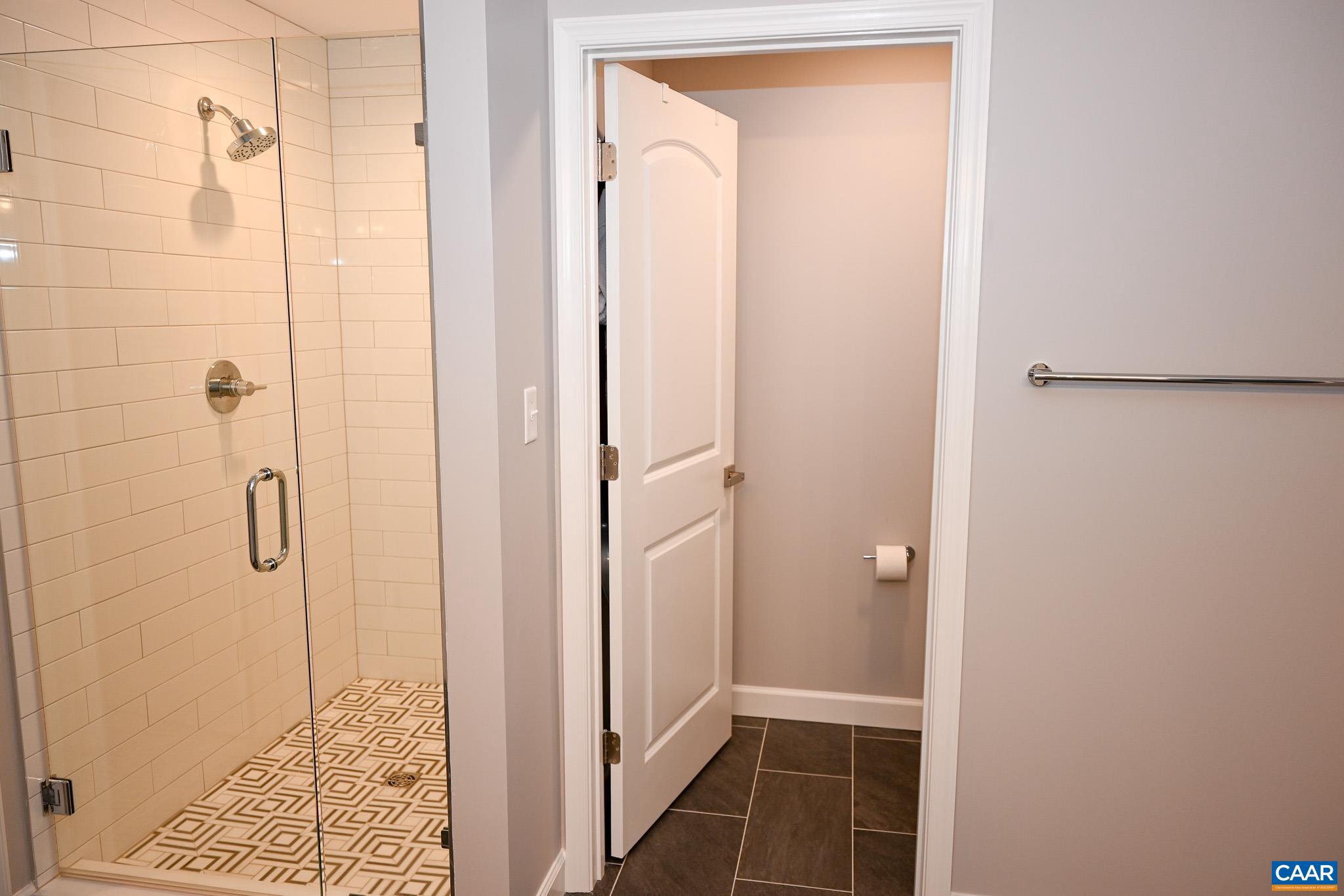 LAKE MONTICELLO - Residential