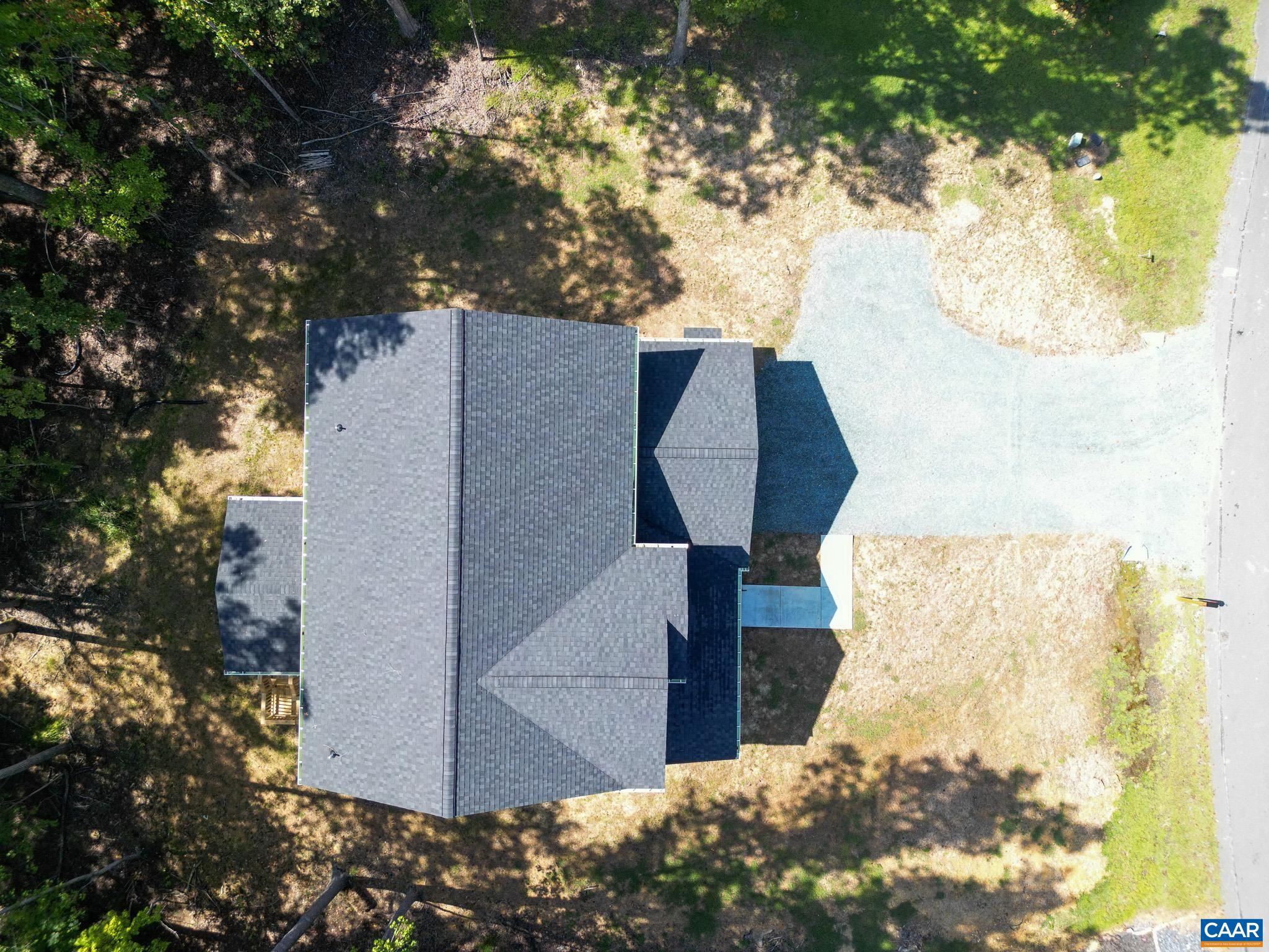 LAKE MONTICELLO - Residential