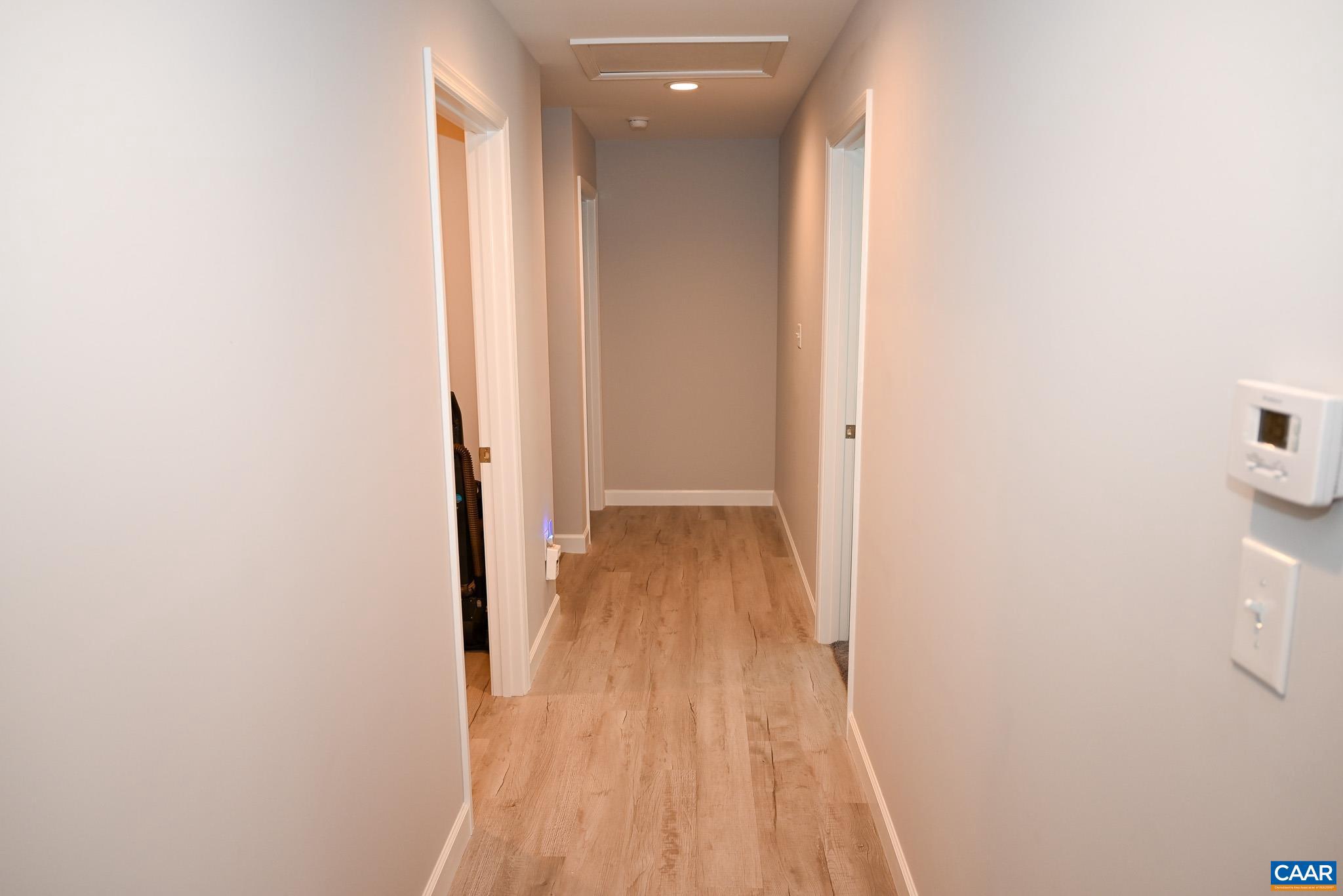 LAKE MONTICELLO - Residential