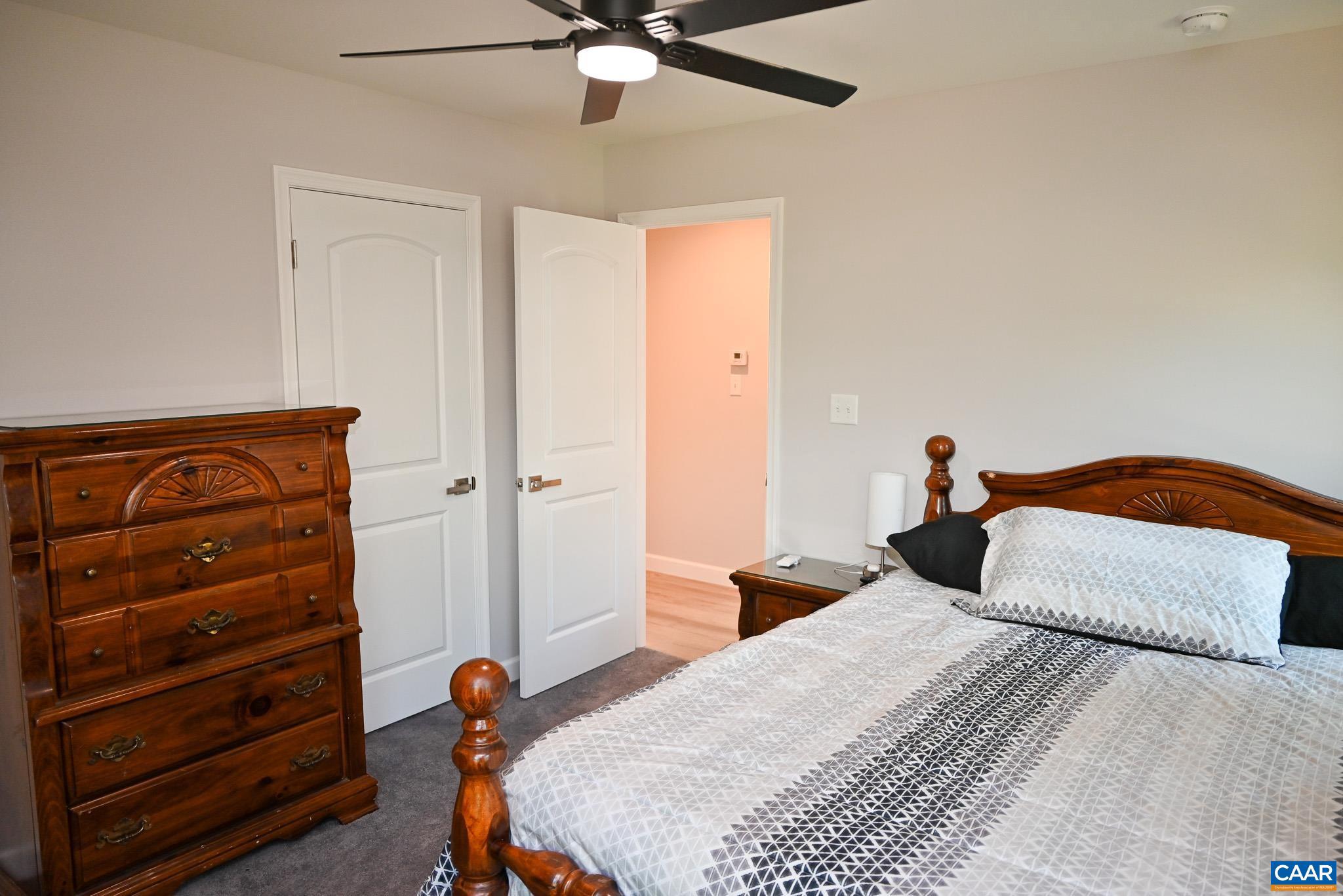 LAKE MONTICELLO - Residential