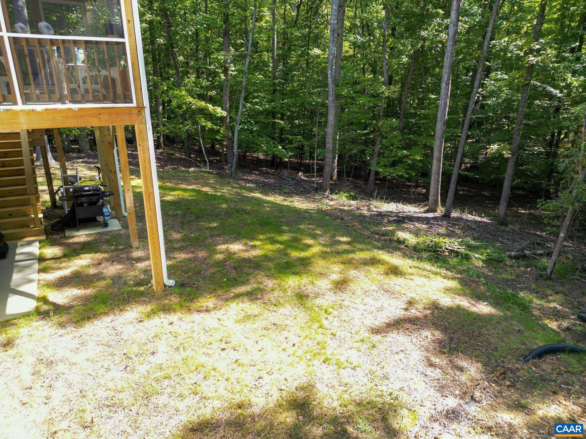 LAKE MONTICELLO - Residential