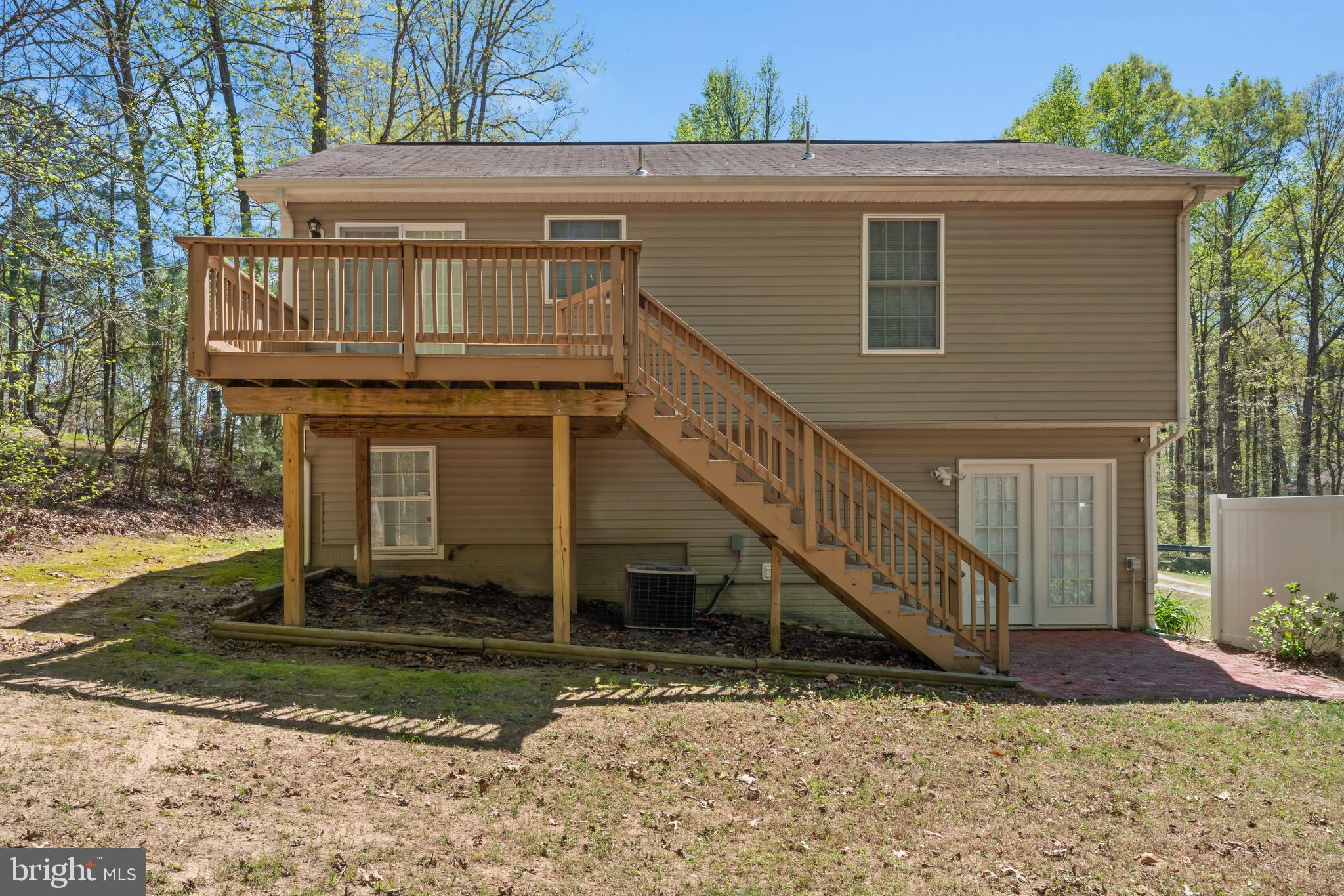 LAKE LAND OR - Residential