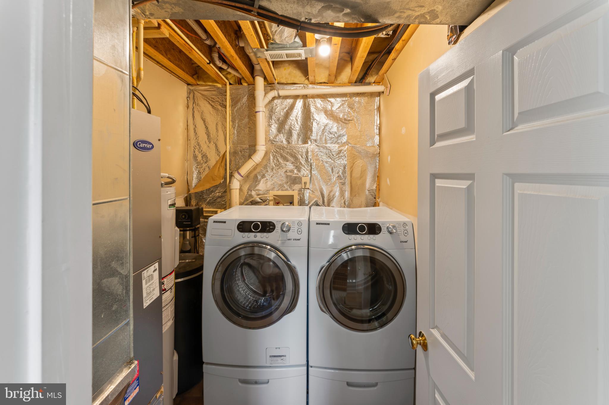 LAKE LAND OR - Residential