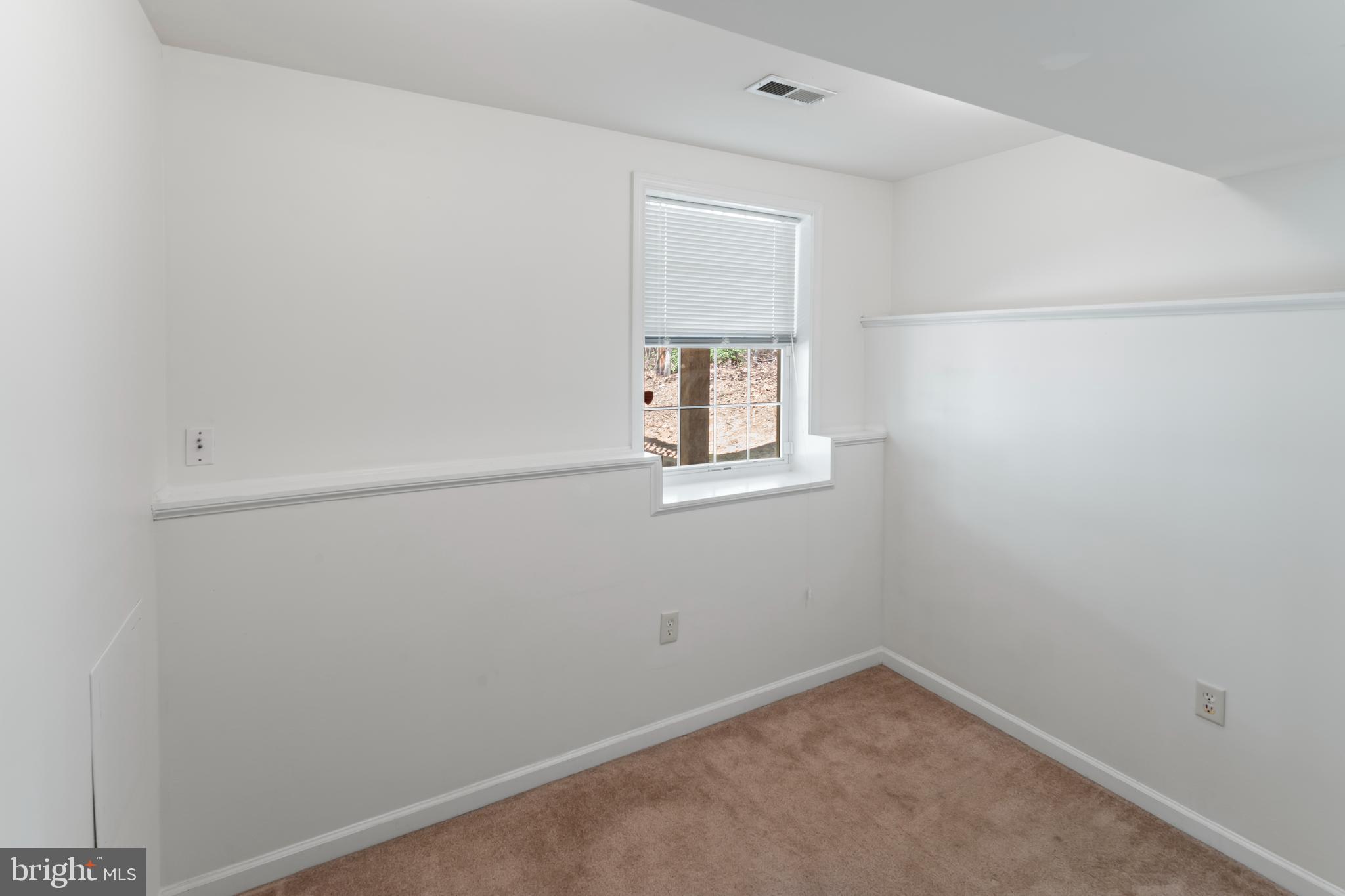 LAKE LAND OR - Residential