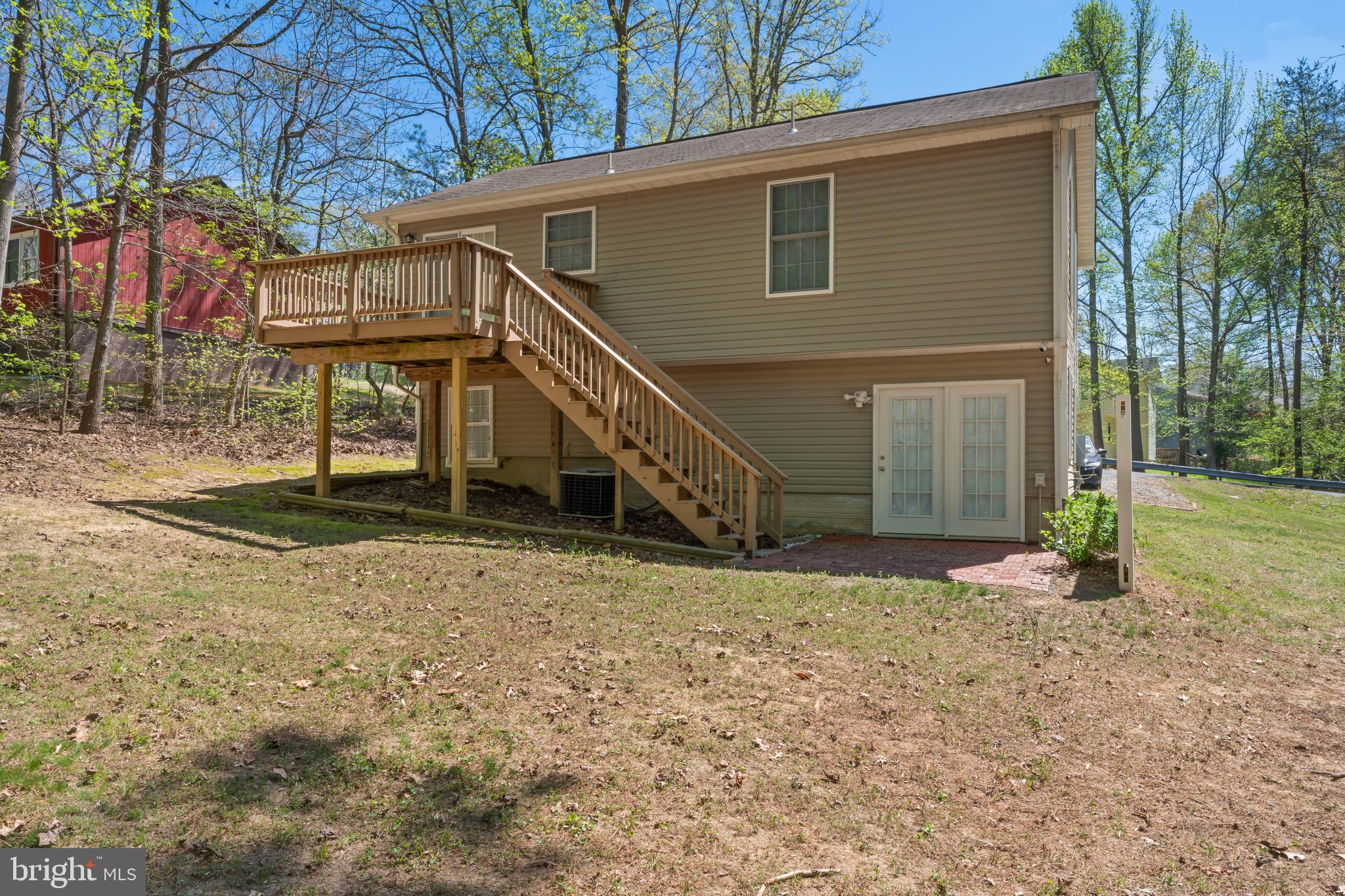 LAKE LAND OR - Residential