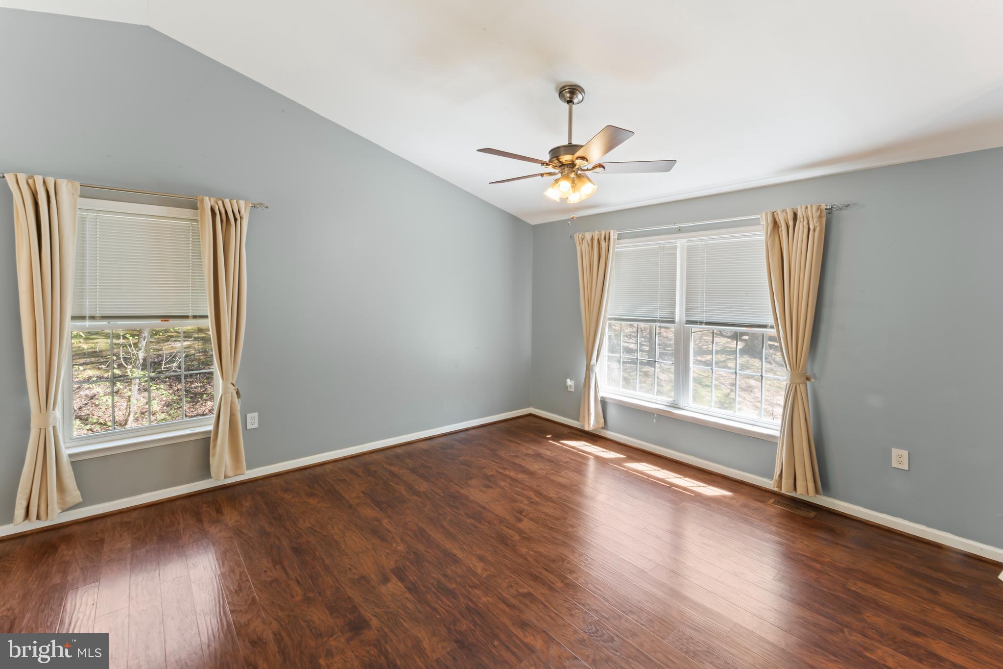 LAKE LAND OR - Residential