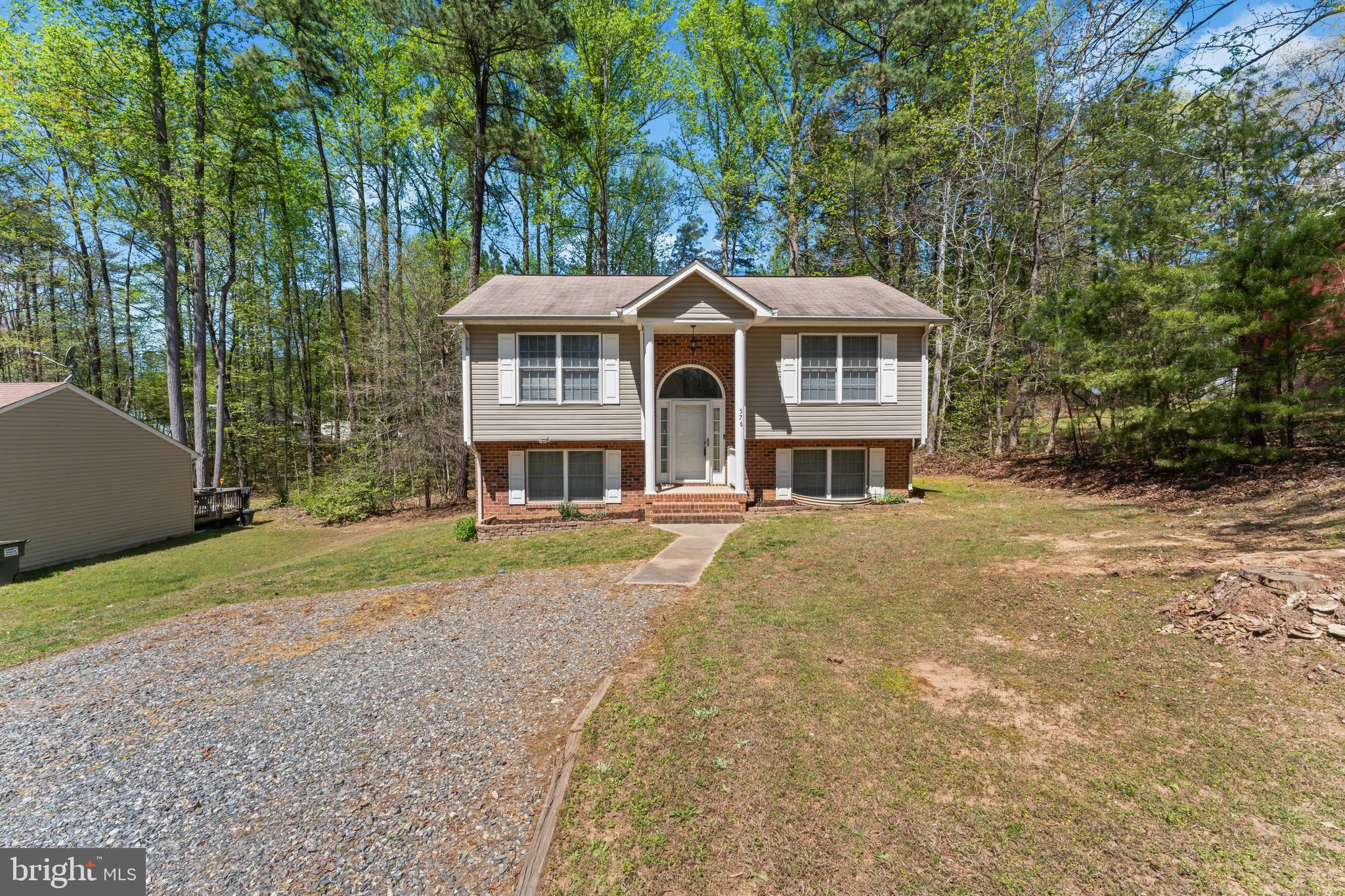 LAKE LAND OR - Residential