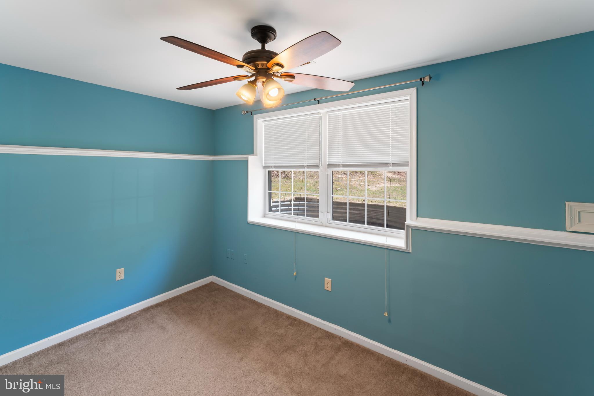 LAKE LAND OR - Residential