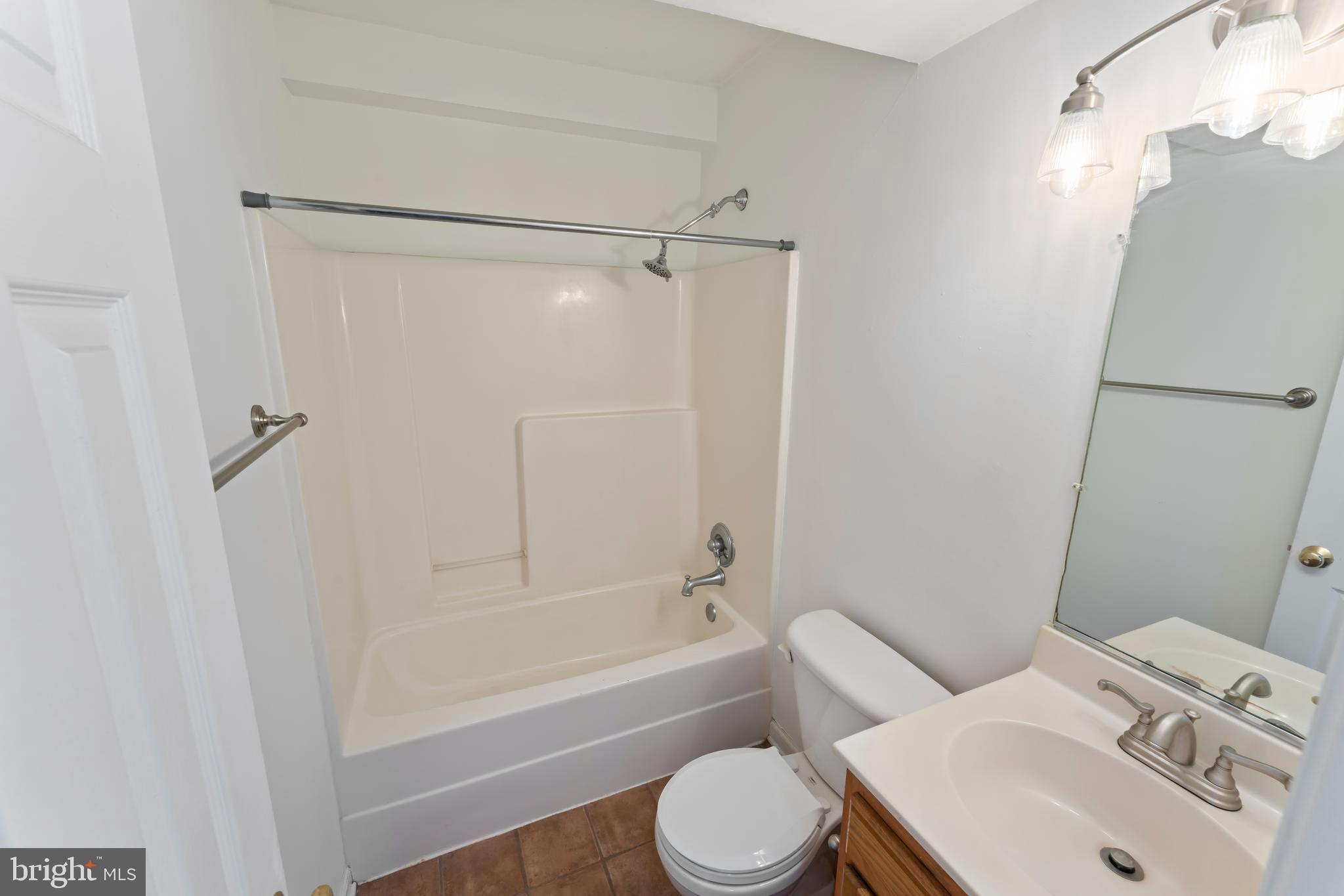 LAKE LAND OR - Residential