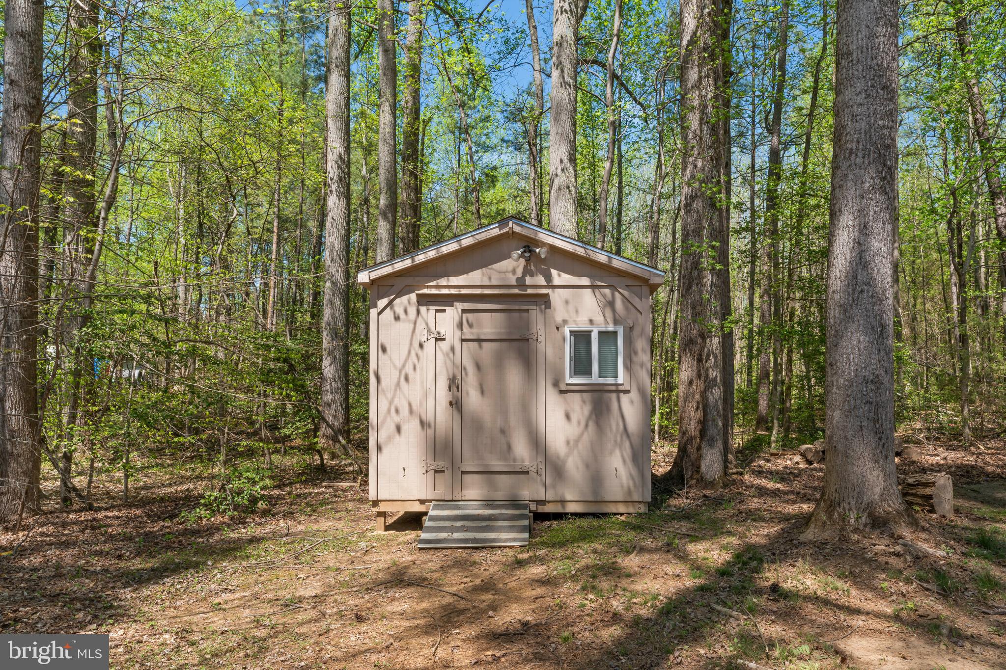 LAKE LAND OR - Residential