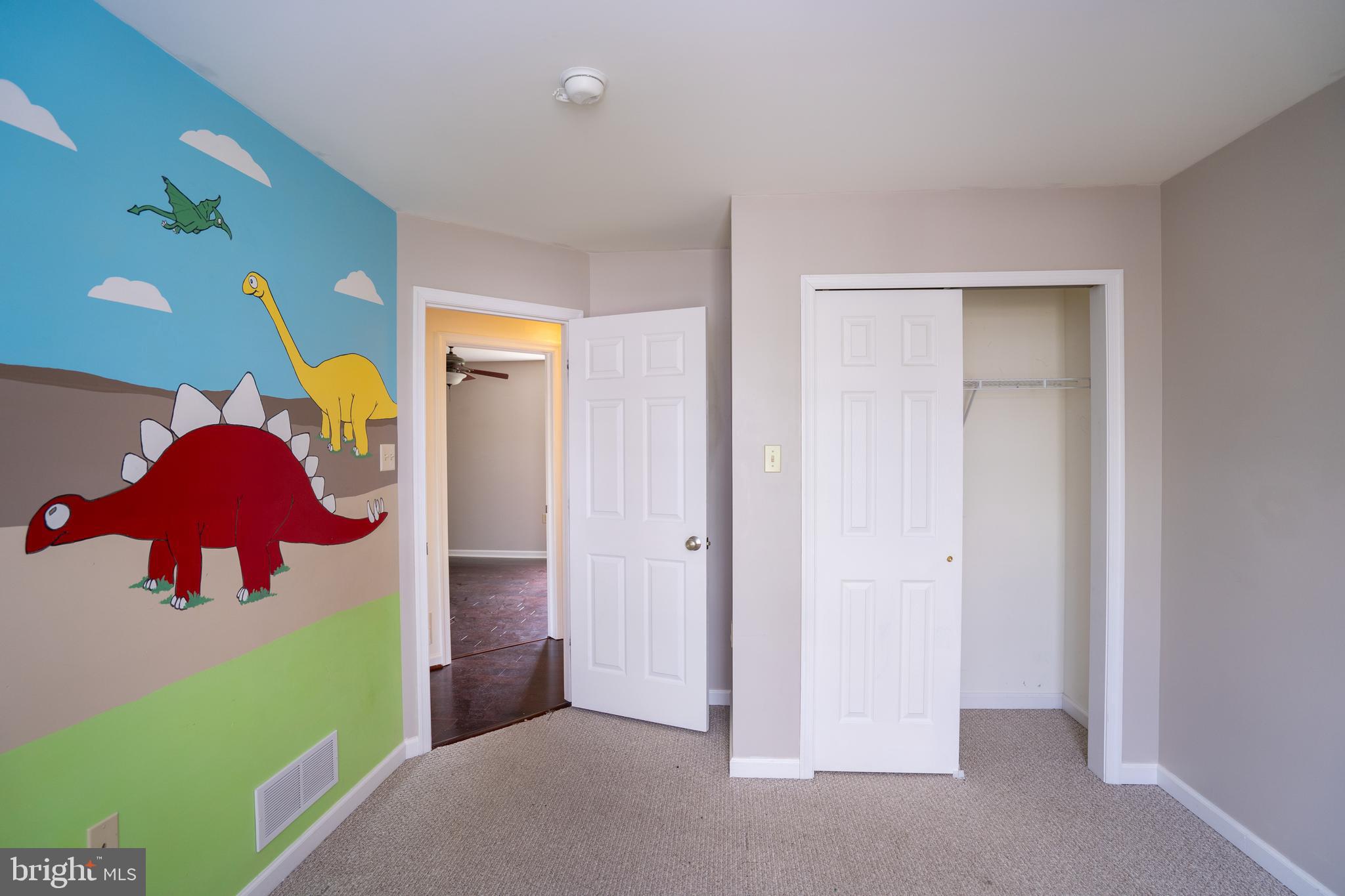 WHISPER RIDGE - Residential