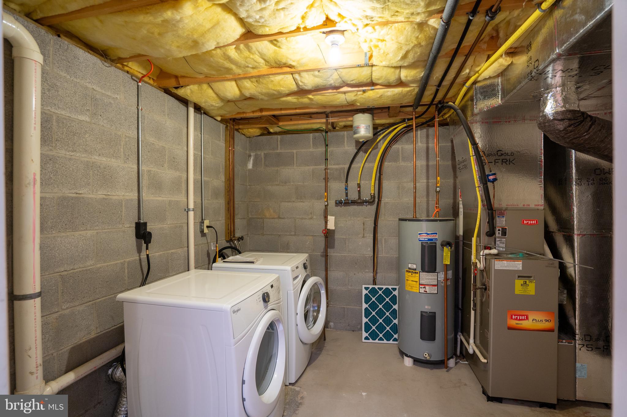 WHISPER RIDGE - Residential