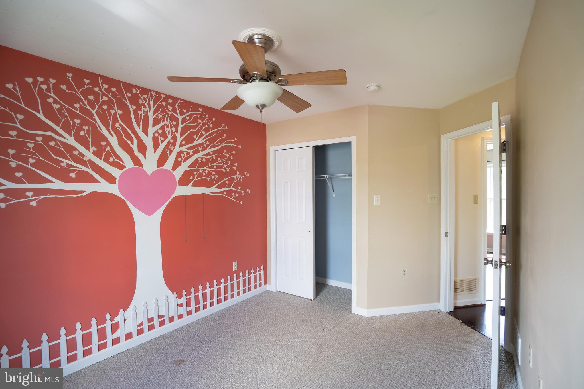 WHISPER RIDGE - Residential