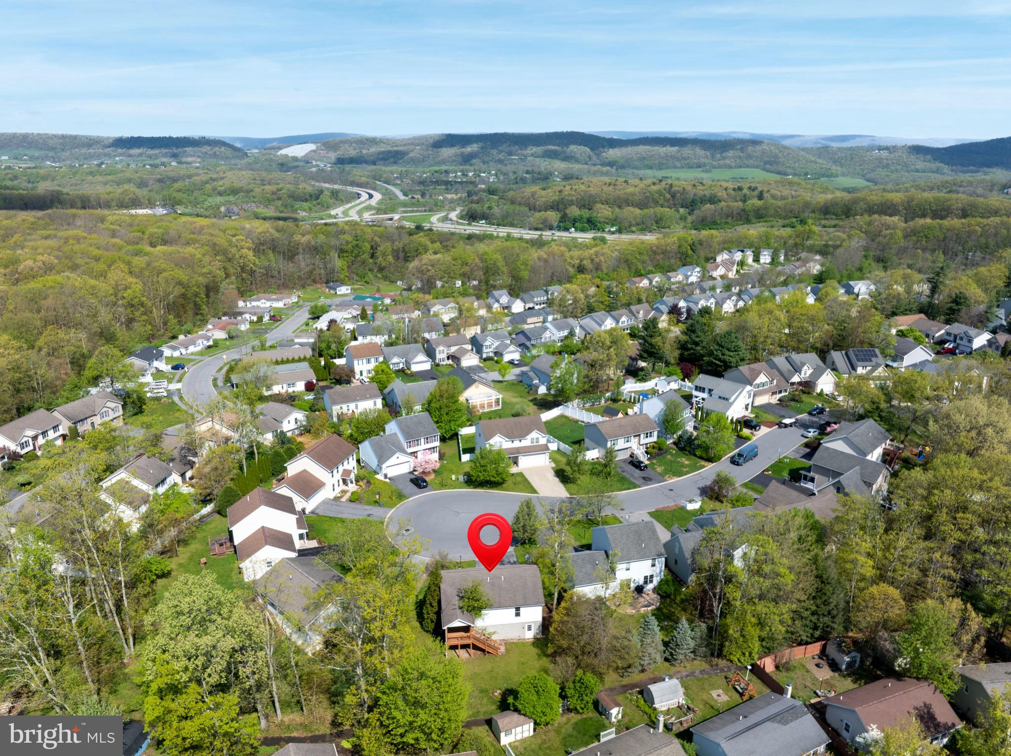 WHISPER RIDGE - Residential