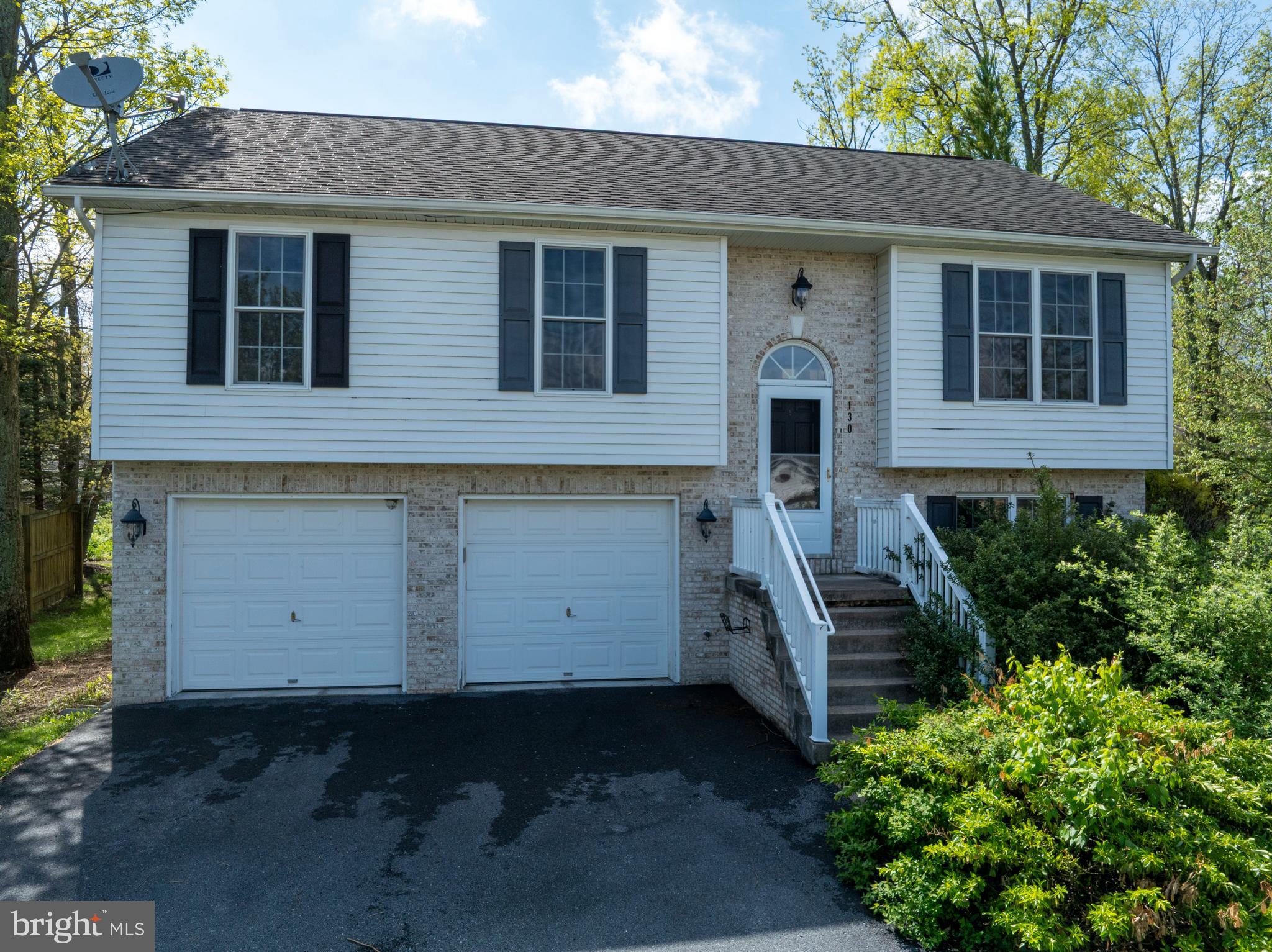 WHISPER RIDGE - Residential