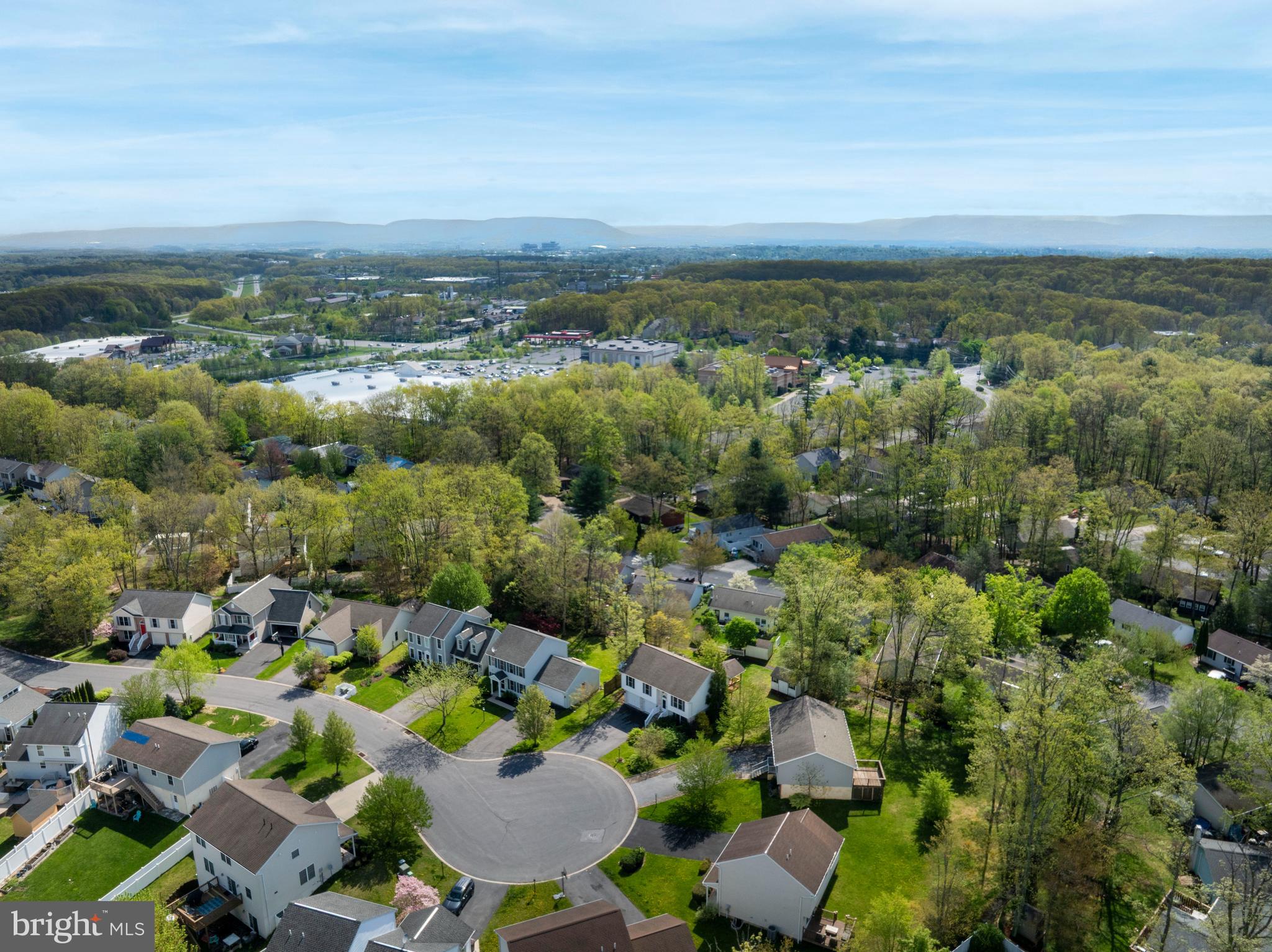 WHISPER RIDGE - Residential