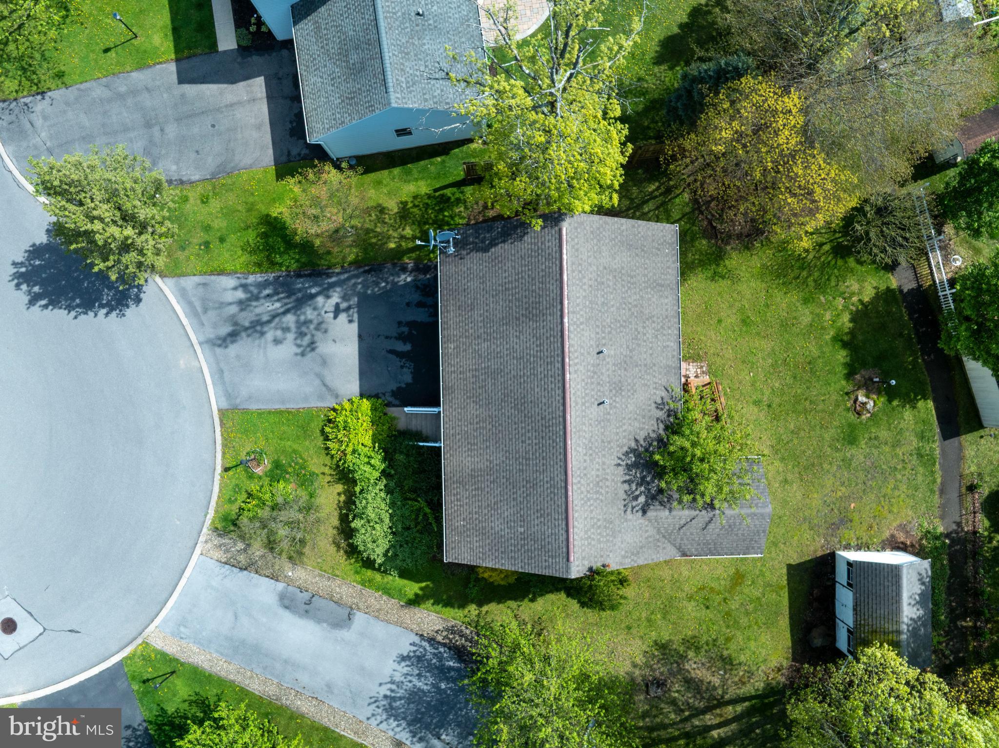 WHISPER RIDGE - Residential