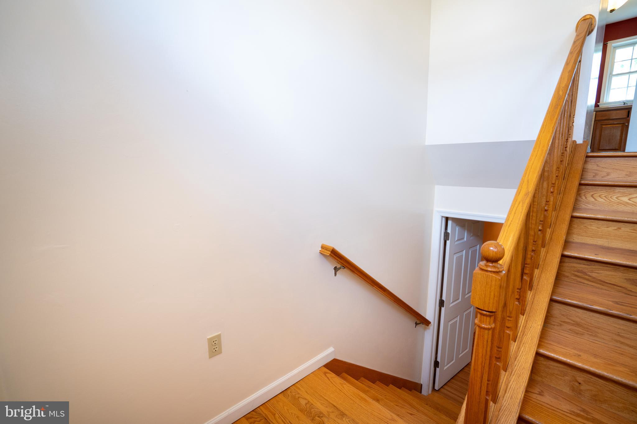 WHISPER RIDGE - Residential