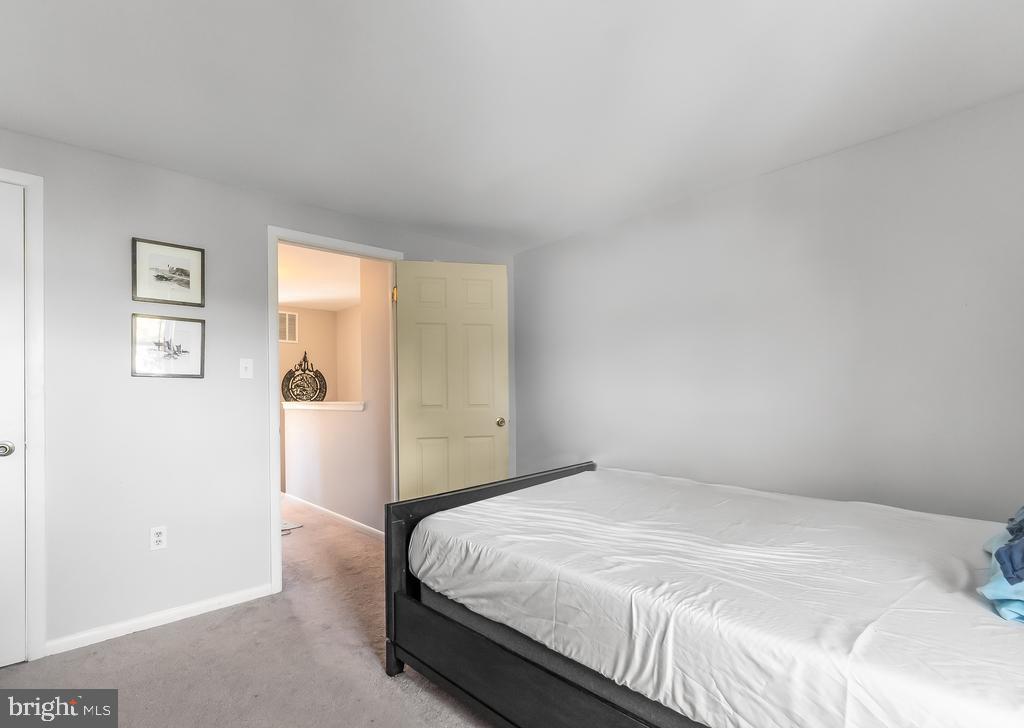 BROOKLEIGH - Residential Lease