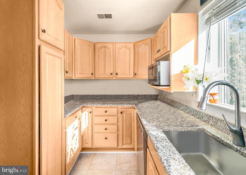 BROOKLEIGH - Residential Lease