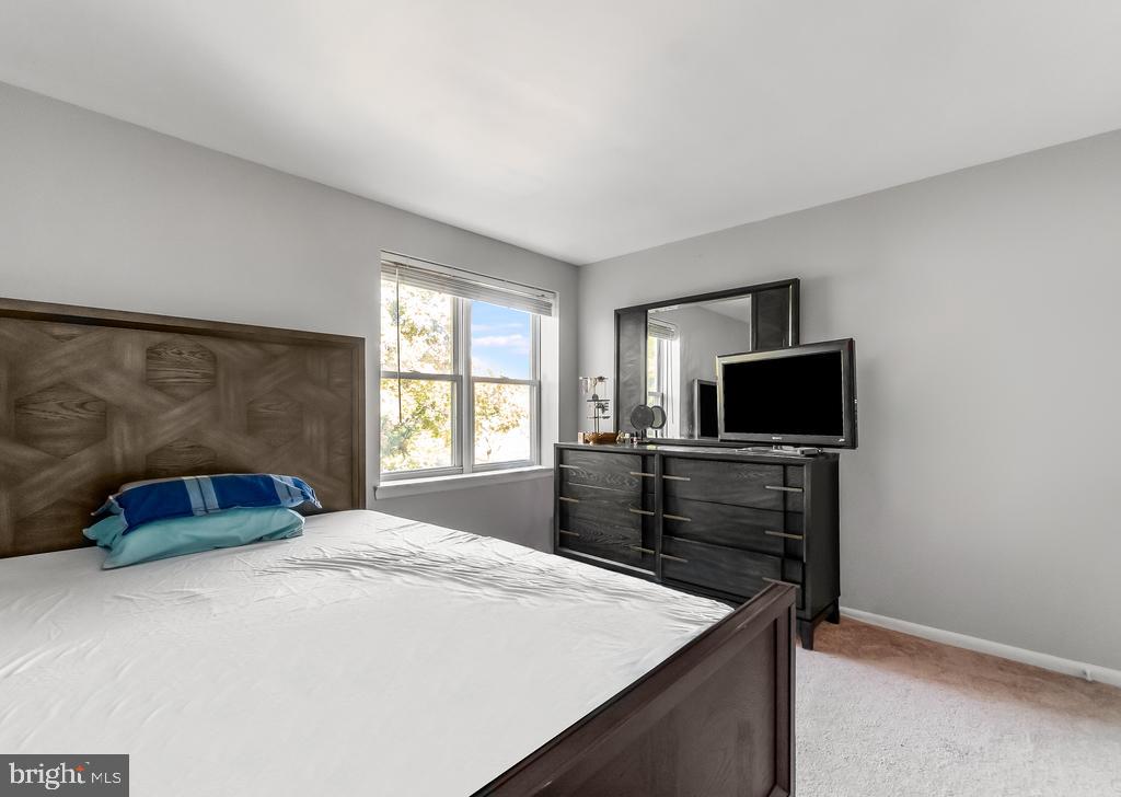 BROOKLEIGH - Residential Lease