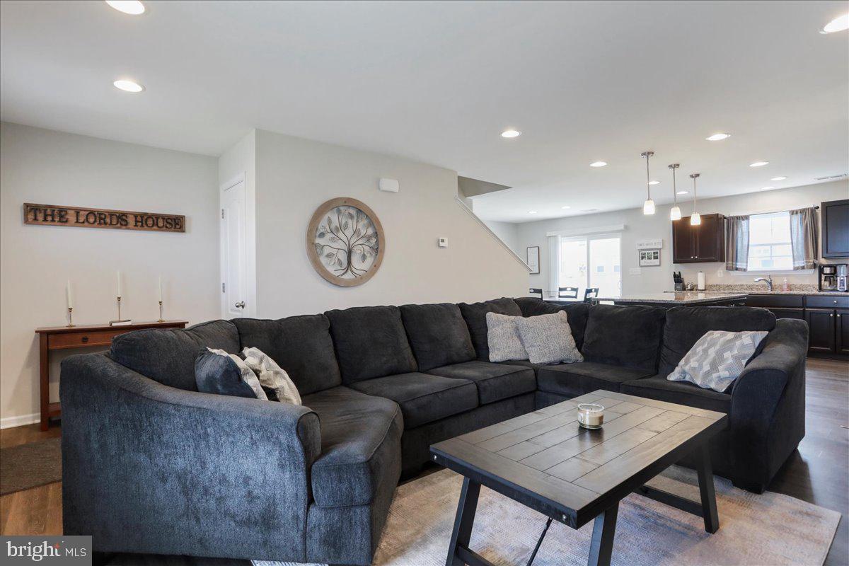 MORNING DOVE ESTATES - Residential