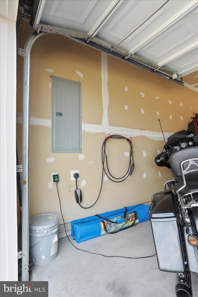 MORNING DOVE ESTATES - Residential