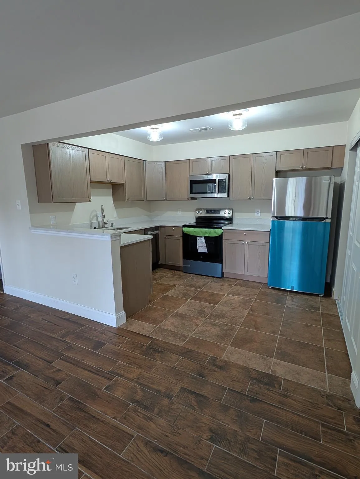 Egg Harbor Township, New Jersey 08234, United States, 2 Bedrooms Bedrooms, ,1 BathroomBathrooms,Residential,Active,210469