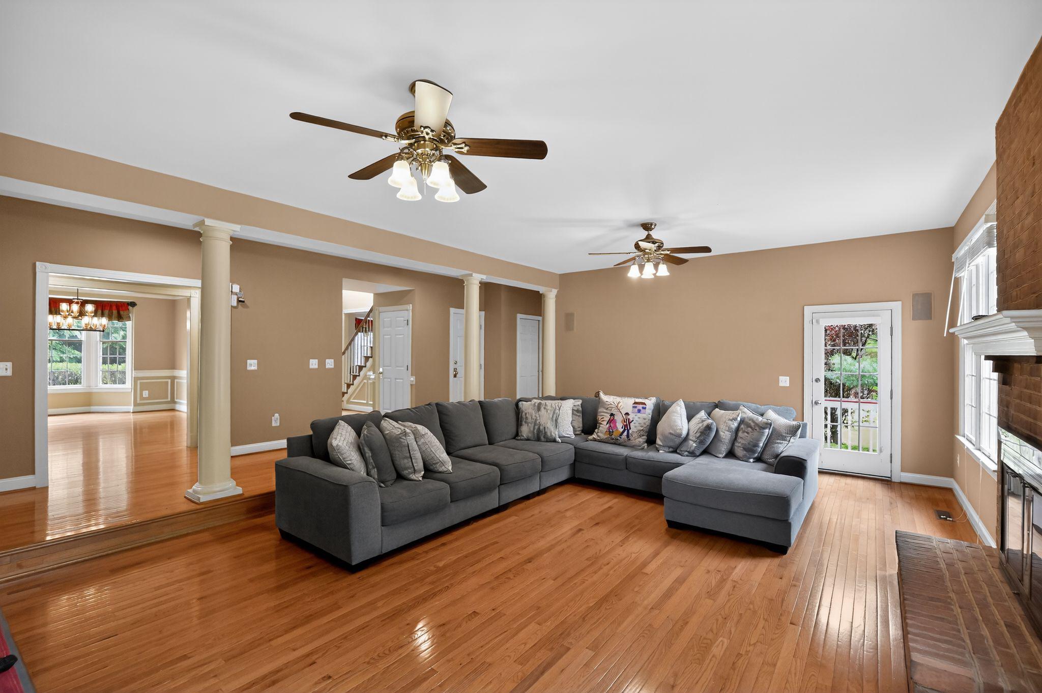 DOMINION VALLEY COUNTRY CLUB - Residential