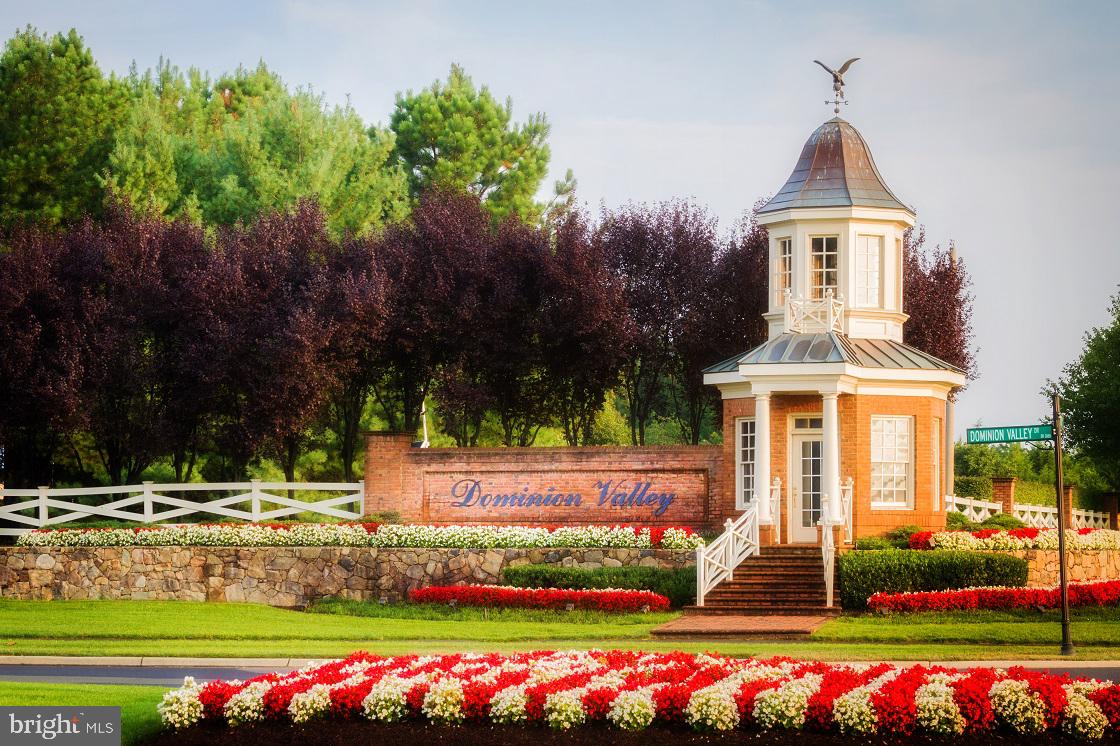 DOMINION VALLEY COUNTRY CLUB - Residential