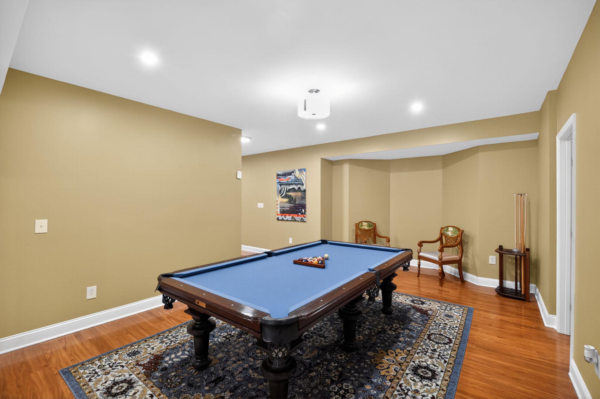 DOMINION VALLEY COUNTRY CLUB - Residential