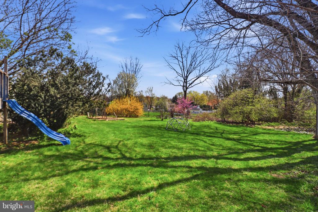 Photo of 535 E Roseville Road, LANCASTER, PA 17601 (MLS # PALA2086304)