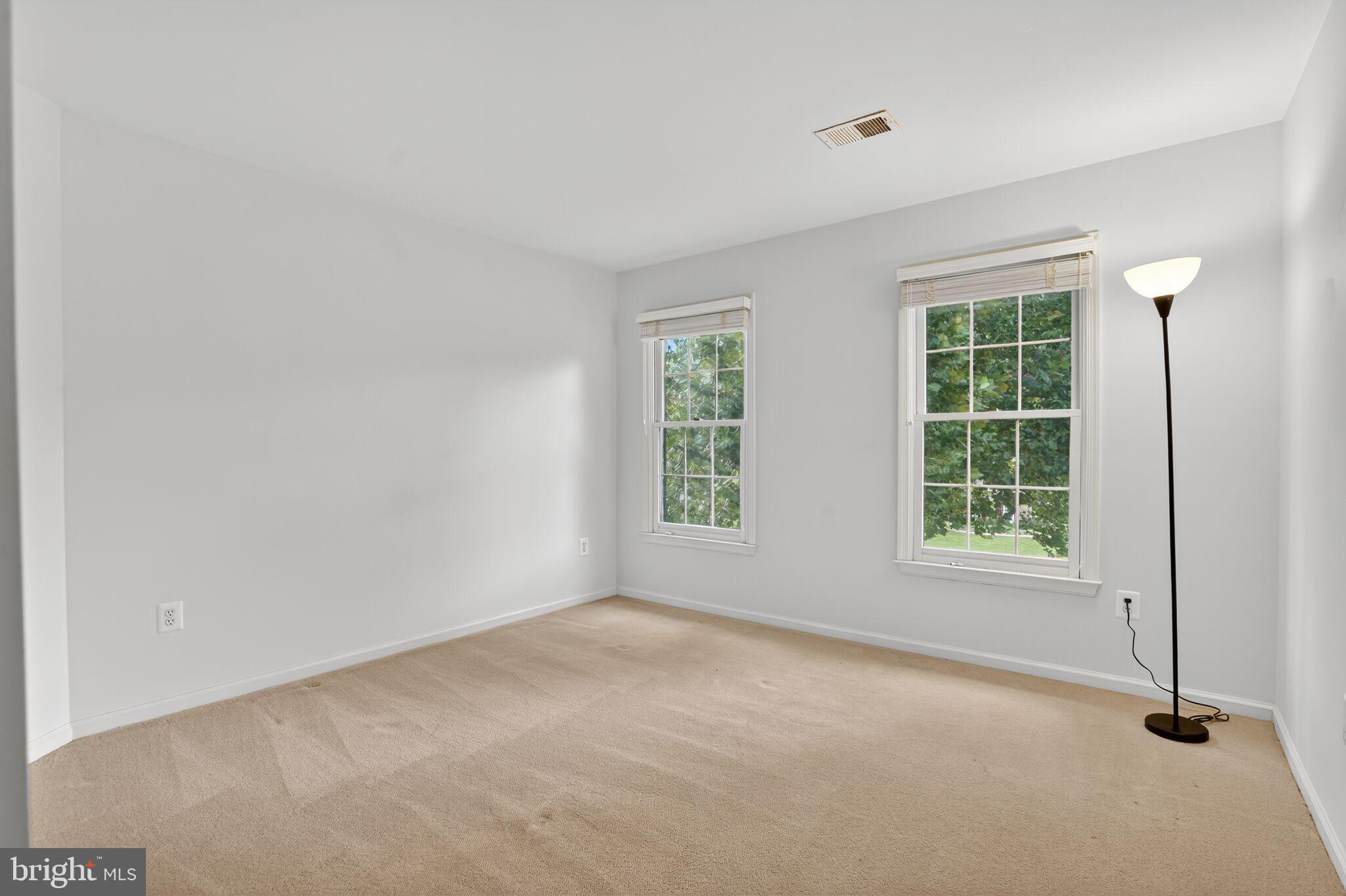 HUNT AT FAIRFAX STATION - Residential