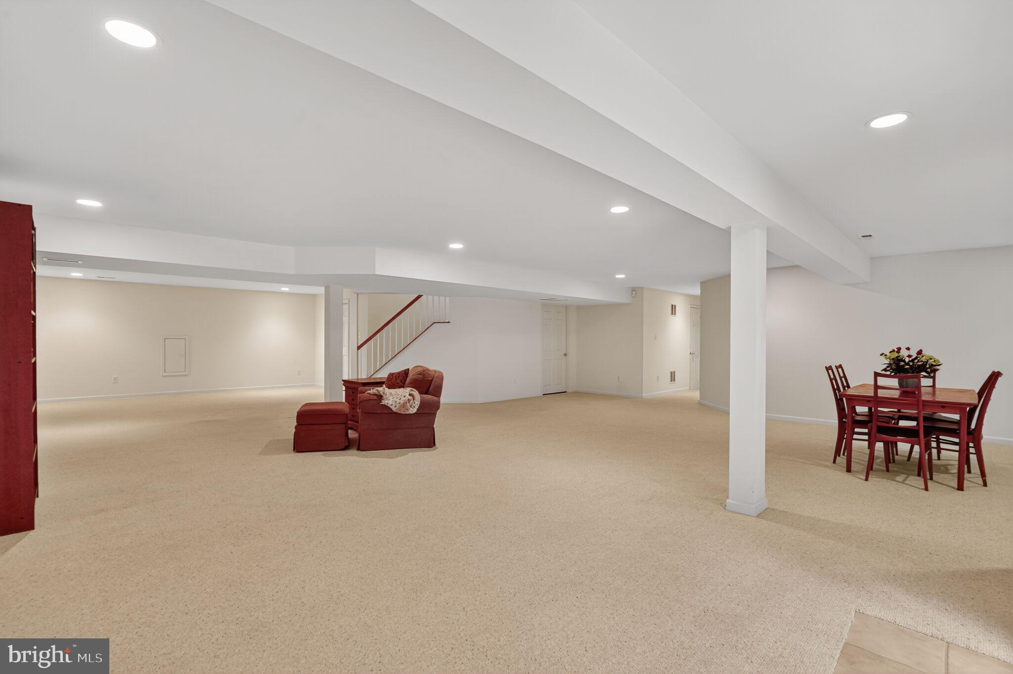 HUNT AT FAIRFAX STATION - Residential