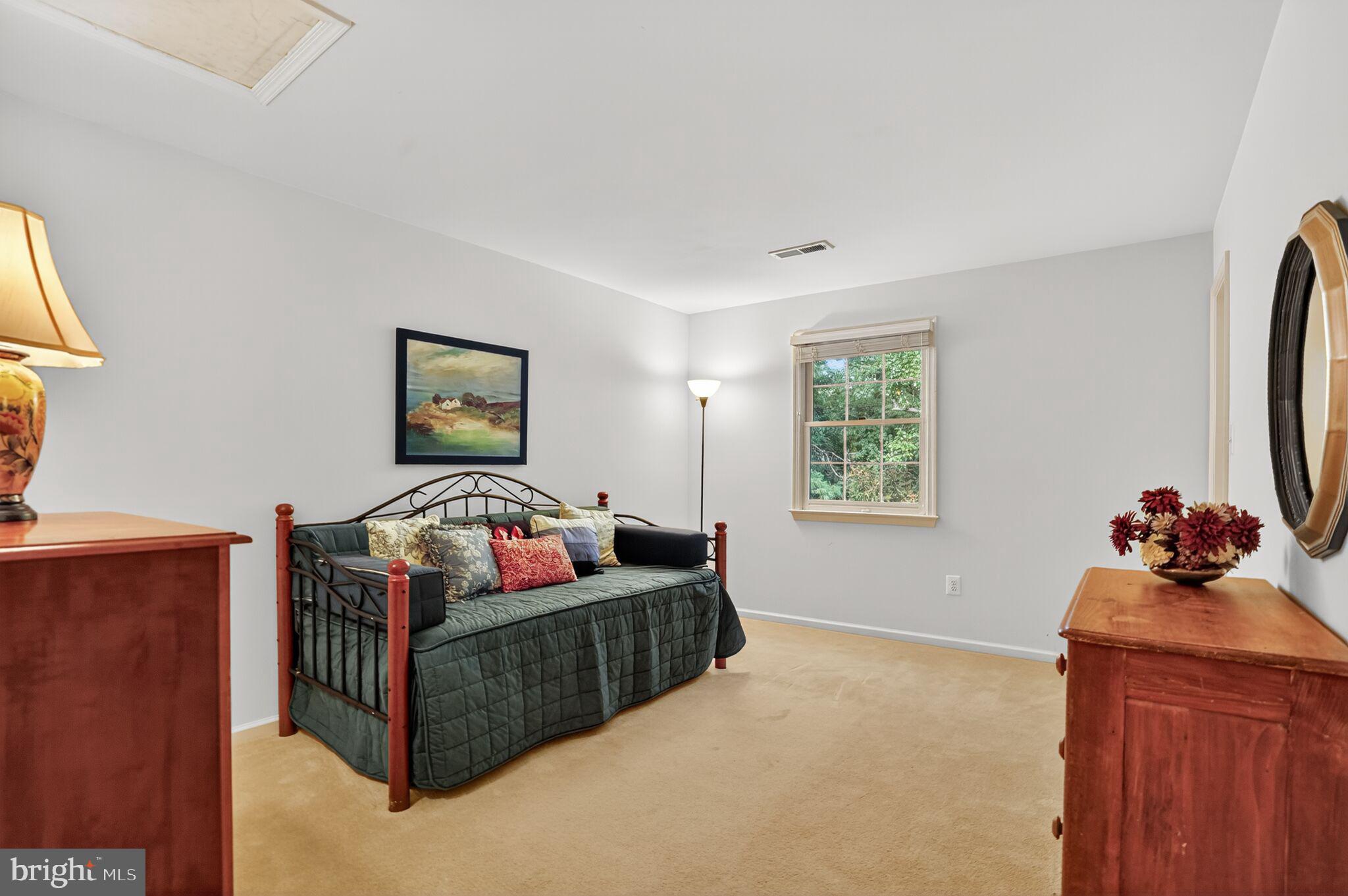 HUNT AT FAIRFAX STATION - Residential