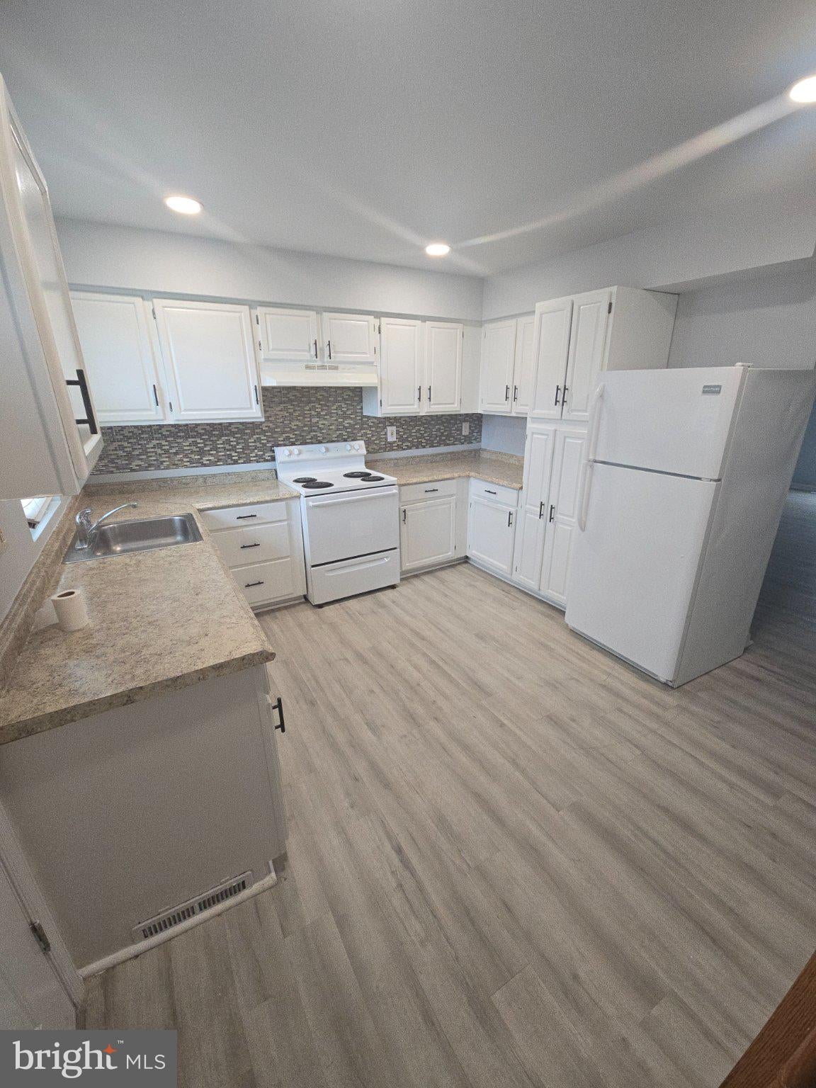 12 PAINTERS PLACE COURT 12, OWINGS MILLS, MD, 21117 12 PAINTERS PLACE COURT 12