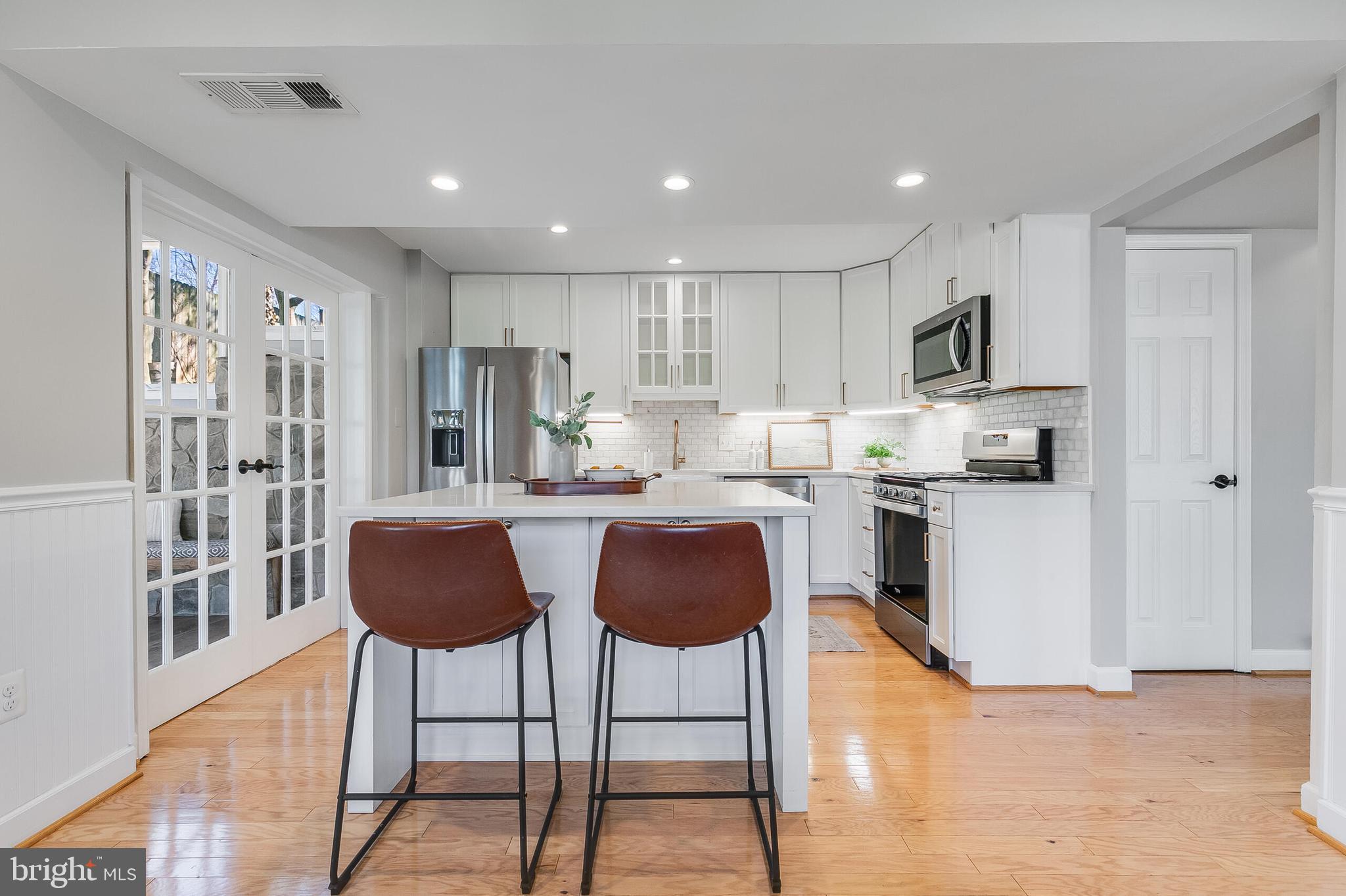 WEST SPRINGFIELD VILLAGE - Residential