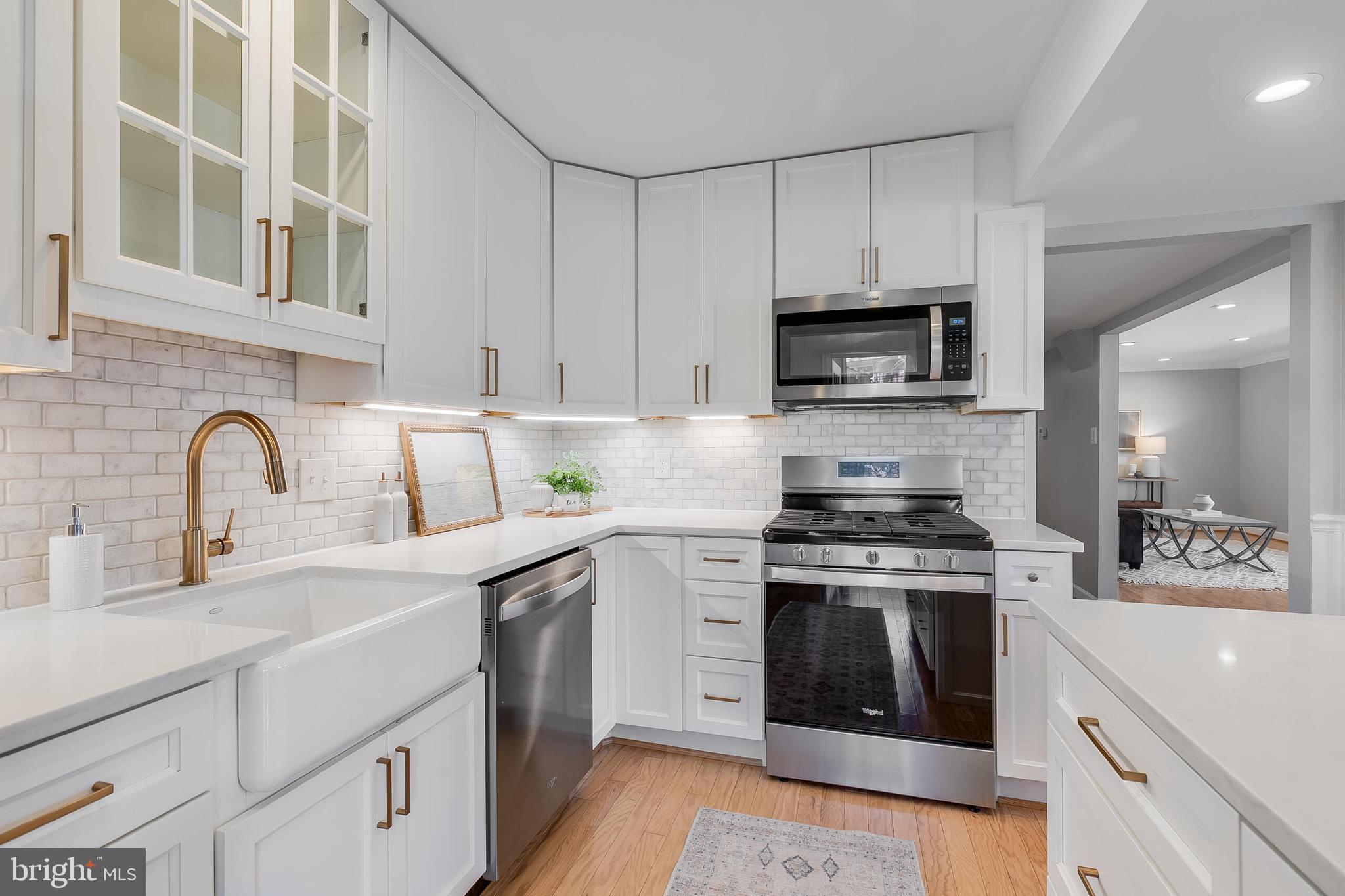 WEST SPRINGFIELD VILLAGE - Residential