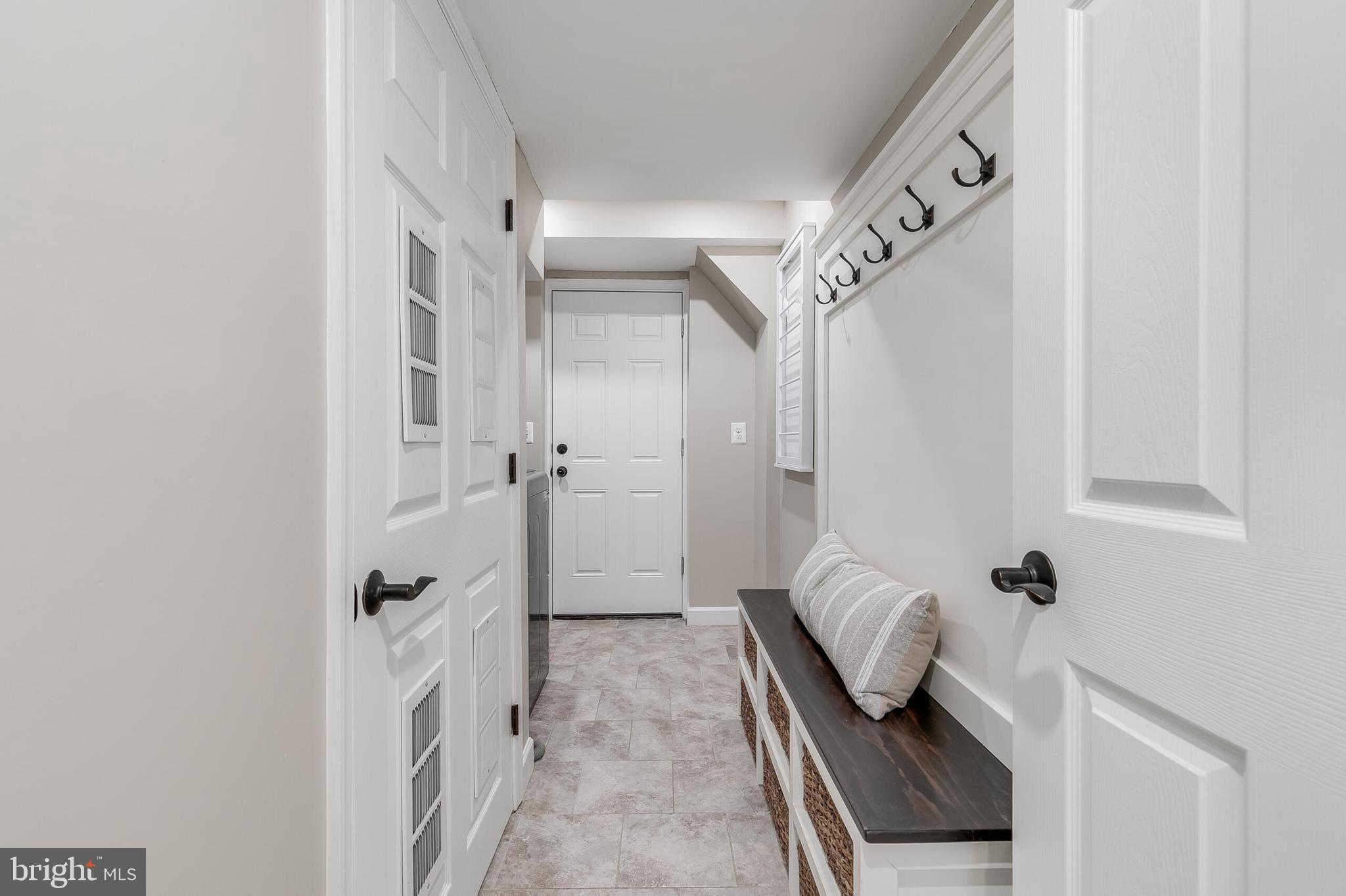 WEST SPRINGFIELD VILLAGE - Residential