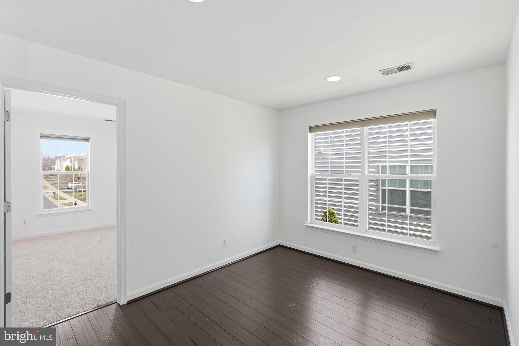 BRAMBLETON - Residential