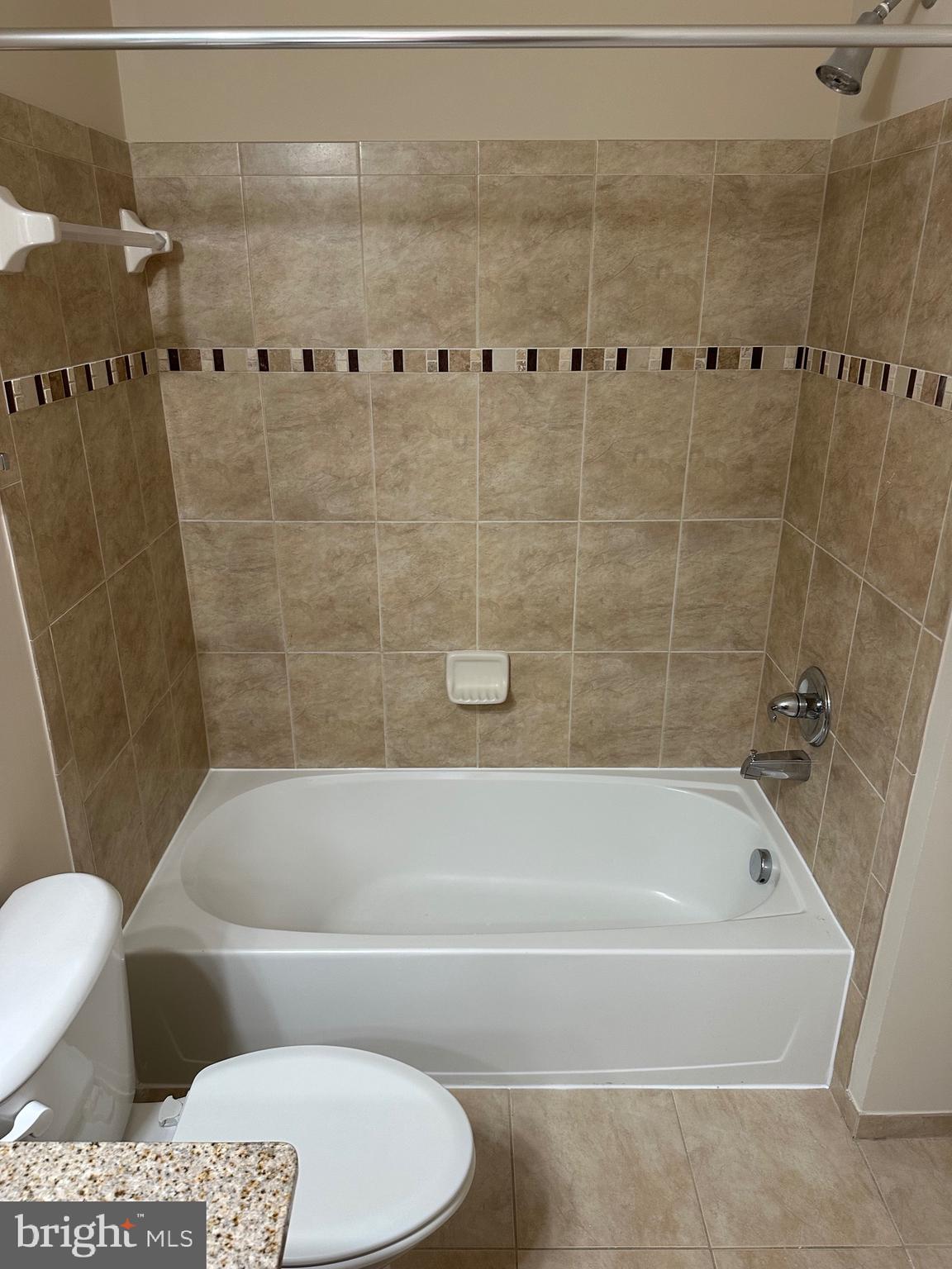 LANSDOWNE - Residential Lease