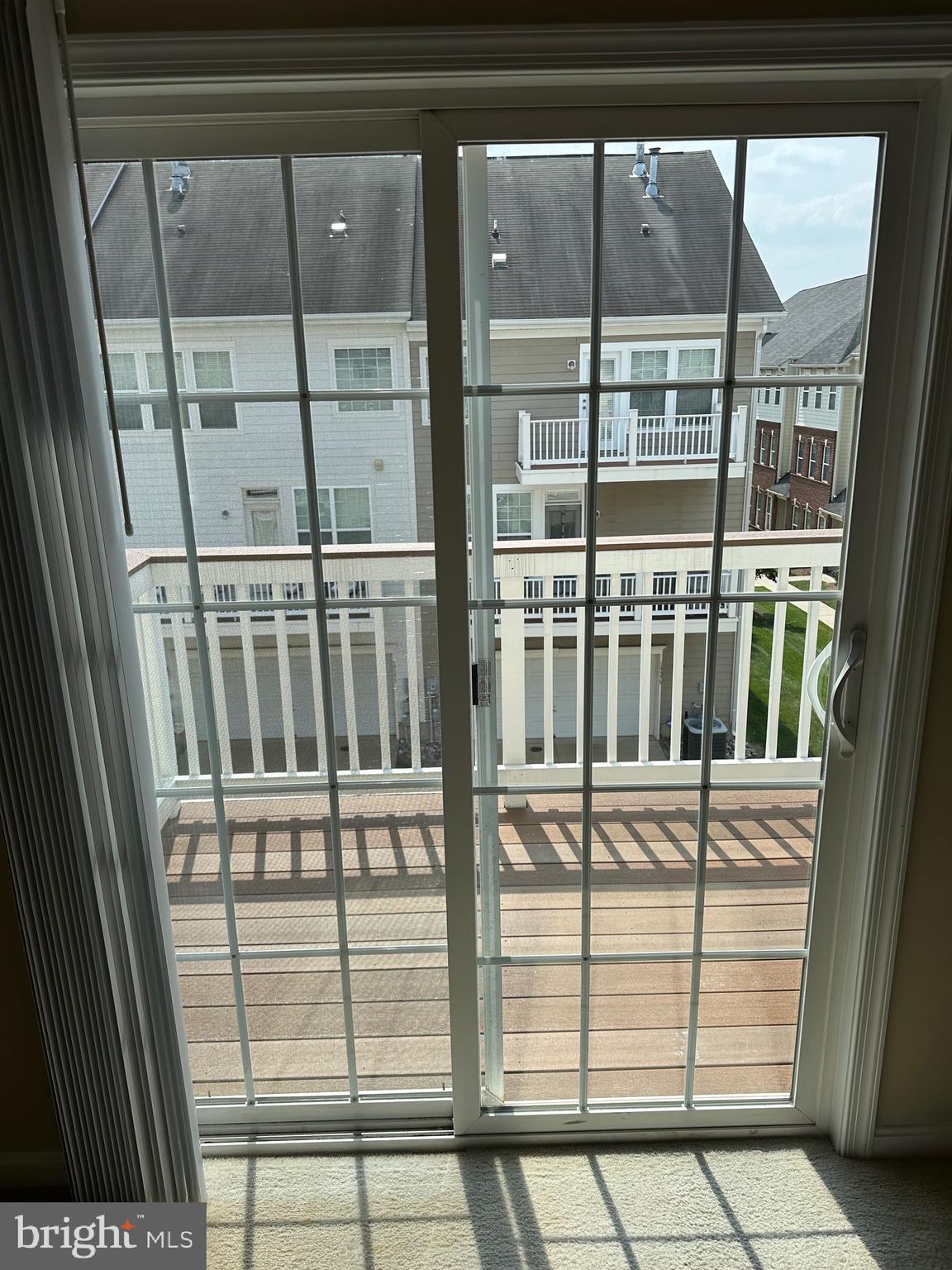 LANSDOWNE - Residential Lease